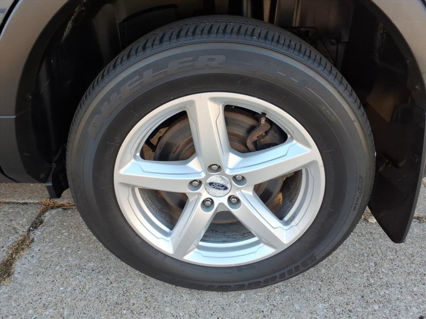 2016 Blue Jeans Ford Explorer XLT (1FM5K8D8XGG) with an 3.5L 3.5L V6 290hp 255ft. lbs. Sequential Multiport Fuel Injection engine, 6-Speed Shiftable Automatic transmission, located at 5505 N. Summit St., Toledo, OH, 43611, (419) 729-2688, 41.654953, -83.530014 - Photo#25