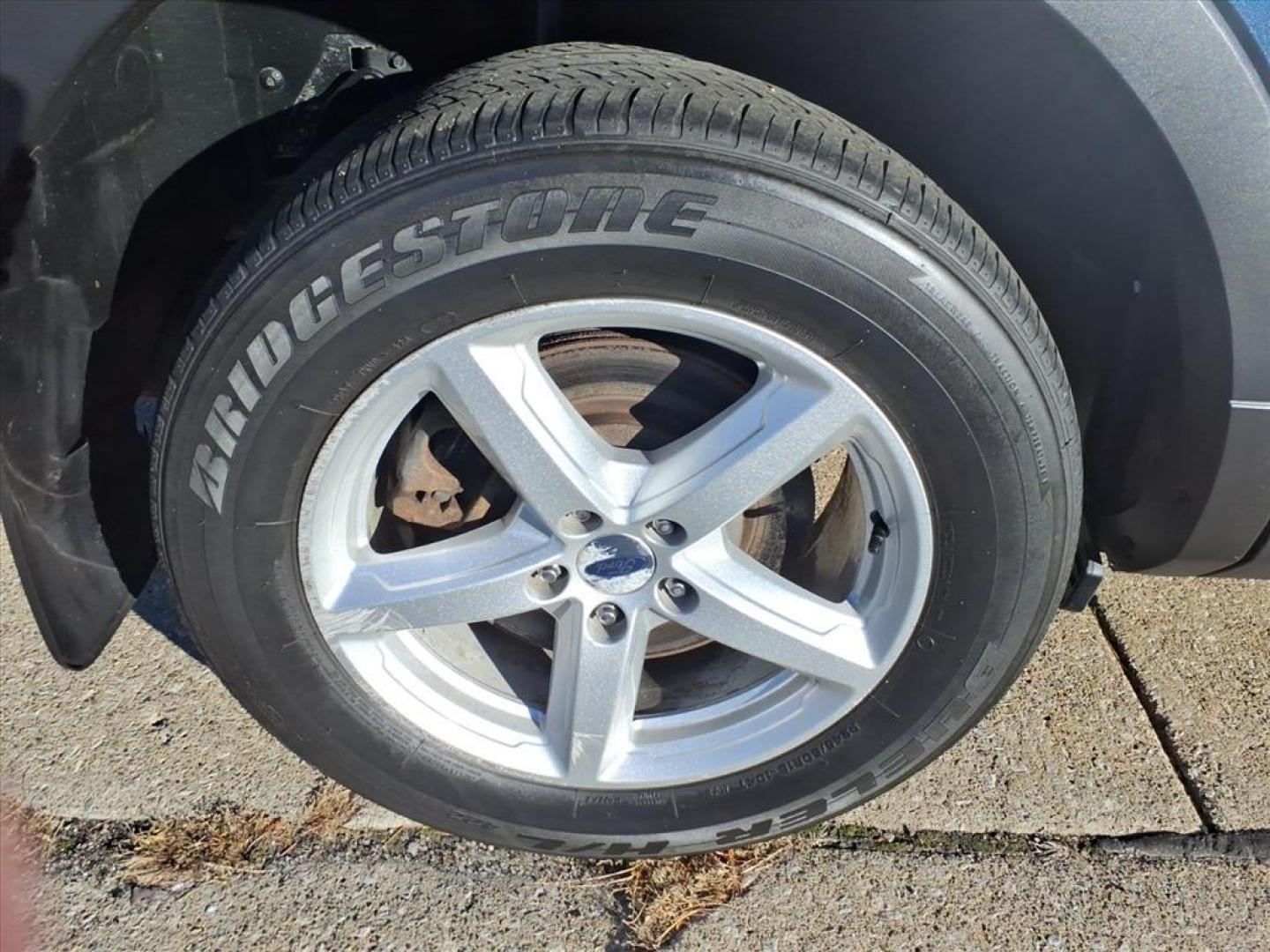 2016 Blue Jeans Ford Explorer XLT (1FM5K8D8XGG) with an 3.5L 3.5L V6 290hp 255ft. lbs. Sequential Multiport Fuel Injection engine, 6-Speed Shiftable Automatic transmission, located at 5505 N. Summit St., Toledo, OH, 43611, (419) 729-2688, 41.654953, -83.530014 - Photo#28