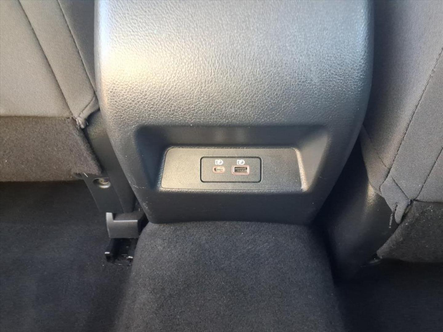 2020 Gun Metallic Nissan Altima 2.5 S (1N4BL4BV1LC) with an 2.5L 2.5L I4 188hp 180ft. lbs. Direct Injection engine, Xtronic CVT transmission, located at 5505 N. Summit St., Toledo, OH, 43611, (419) 729-2688, 41.654953, -83.530014 - Photo#4