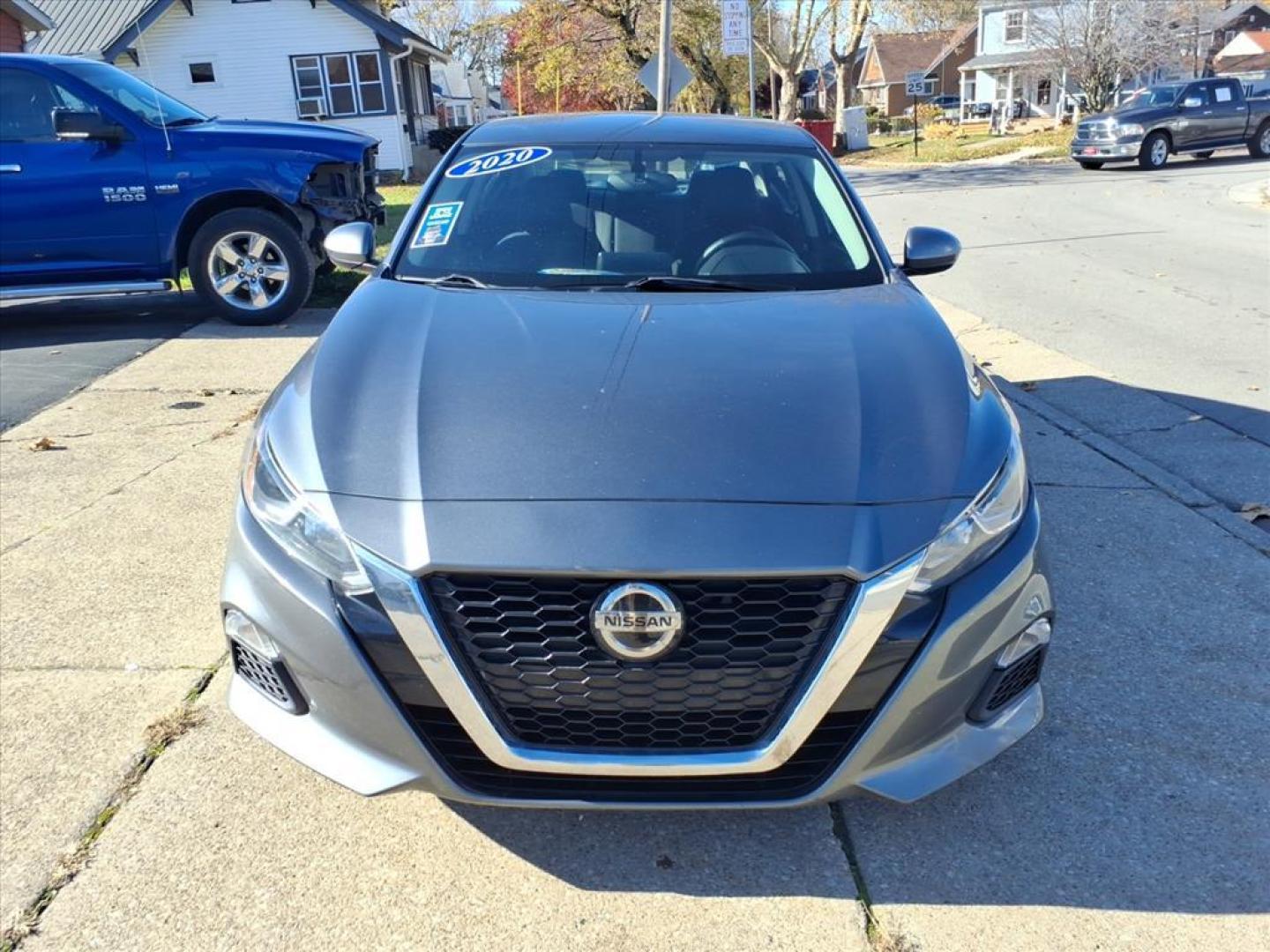 2020 Gun Metallic Nissan Altima 2.5 S (1N4BL4BV1LC) with an 2.5L 2.5L I4 188hp 180ft. lbs. Direct Injection engine, Xtronic CVT transmission, located at 5505 N. Summit St., Toledo, OH, 43611, (419) 729-2688, 41.654953, -83.530014 - Photo#19