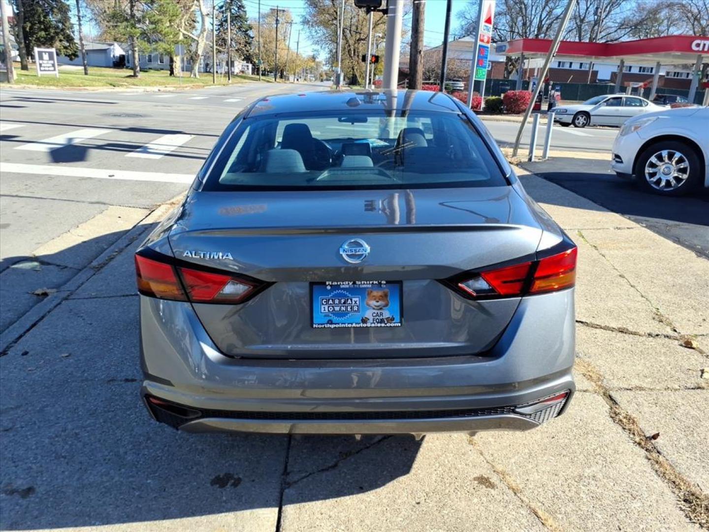 2020 Gun Metallic Nissan Altima 2.5 S (1N4BL4BV1LC) with an 2.5L 2.5L I4 188hp 180ft. lbs. Direct Injection engine, Xtronic CVT transmission, located at 5505 N. Summit St., Toledo, OH, 43611, (419) 729-2688, 41.654953, -83.530014 - Photo#23