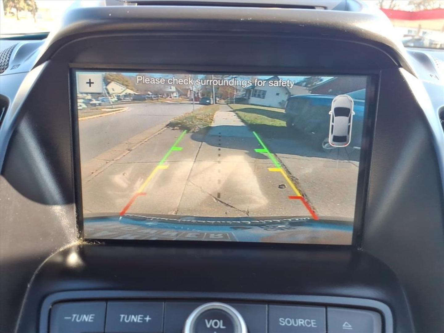 2017 Magnetic Ford Escape SE (1FMCU9GD4HU) with an 1.5L EcoBoost 1.5L Turbo I4 179hp 177ft. lbs. Direct Injection engine, 6-Speed Shiftable Automatic transmission, located at 5505 N. Summit St., Toledo, OH, 43611, (419) 729-2688, 41.654953, -83.530014 - Photo#14