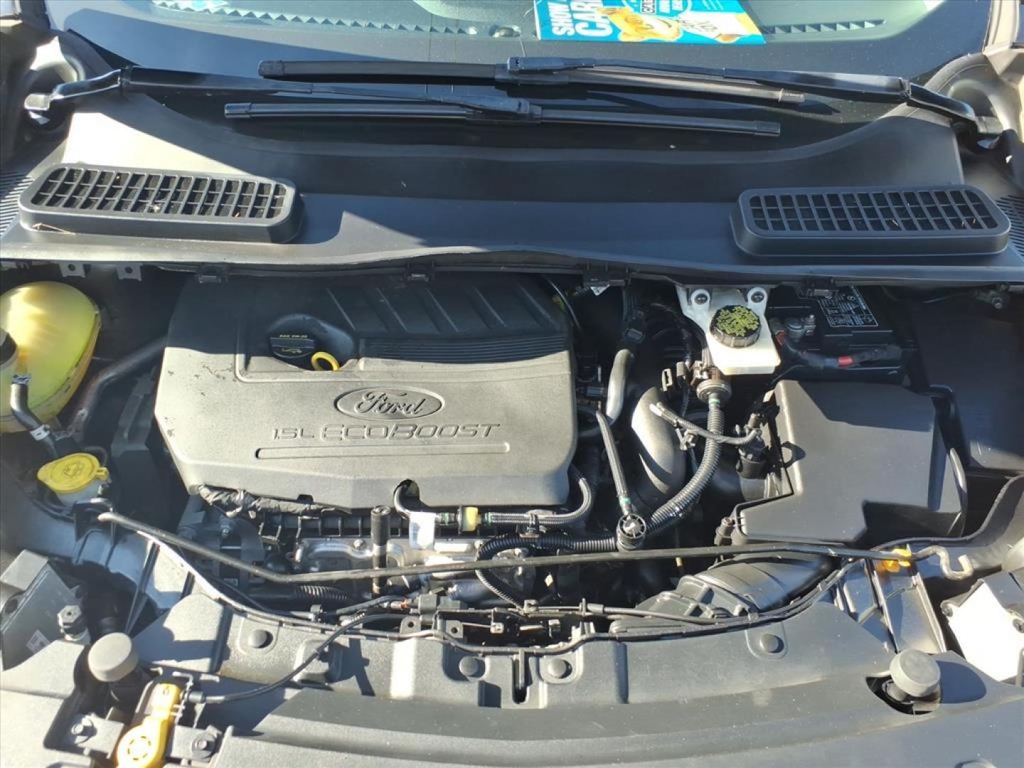 2017 Magnetic Ford Escape SE (1FMCU9GD4HU) with an 1.5L EcoBoost 1.5L Turbo I4 179hp 177ft. lbs. Direct Injection engine, 6-Speed Shiftable Automatic transmission, located at 5505 N. Summit St., Toledo, OH, 43611, (419) 729-2688, 41.654953, -83.530014 - Photo#17