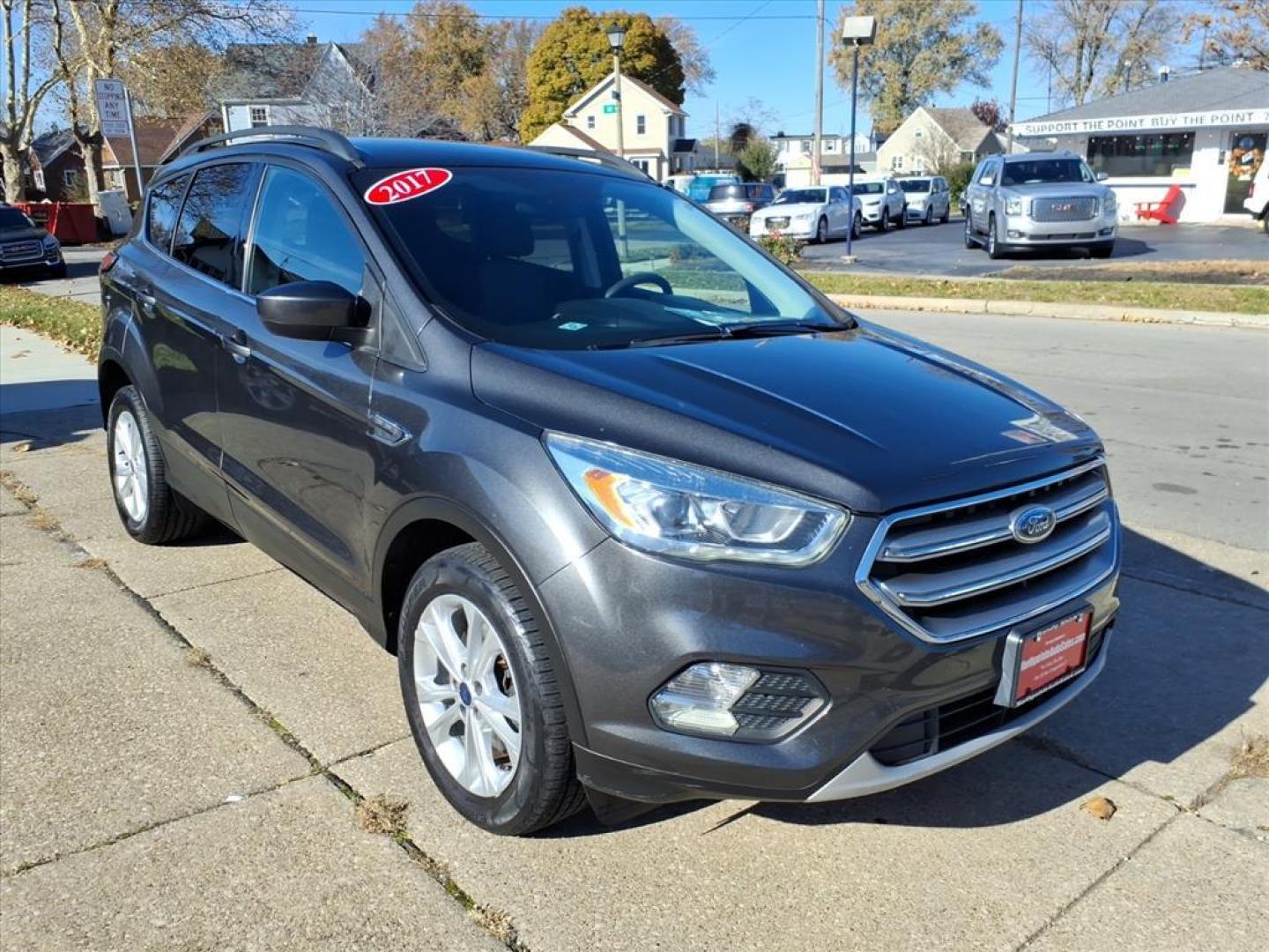 2017 Magnetic Ford Escape SE (1FMCU9GD4HU) with an 1.5L EcoBoost 1.5L Turbo I4 179hp 177ft. lbs. Direct Injection engine, 6-Speed Shiftable Automatic transmission, located at 5505 N. Summit St., Toledo, OH, 43611, (419) 729-2688, 41.654953, -83.530014 - Photo#18