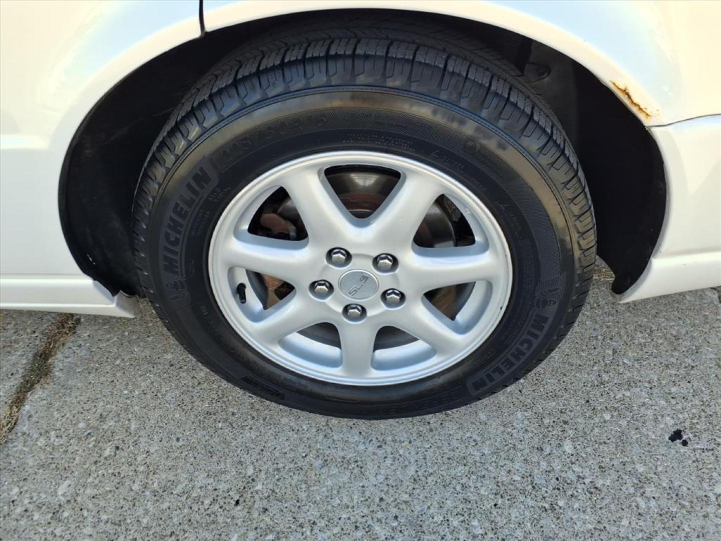 2004 White Lightning Cadillac Seville SLS (1G6KS54Y24U) with an 4.6L Northstar 4.6L V8 275hp 300ft. lbs. Sequential Multiport Fuel Injection engine, 4-Speed Automatic transmission, located at 5505 N. Summit St., Toledo, OH, 43611, (419) 729-2688, 41.654953, -83.530014 - Photo#26