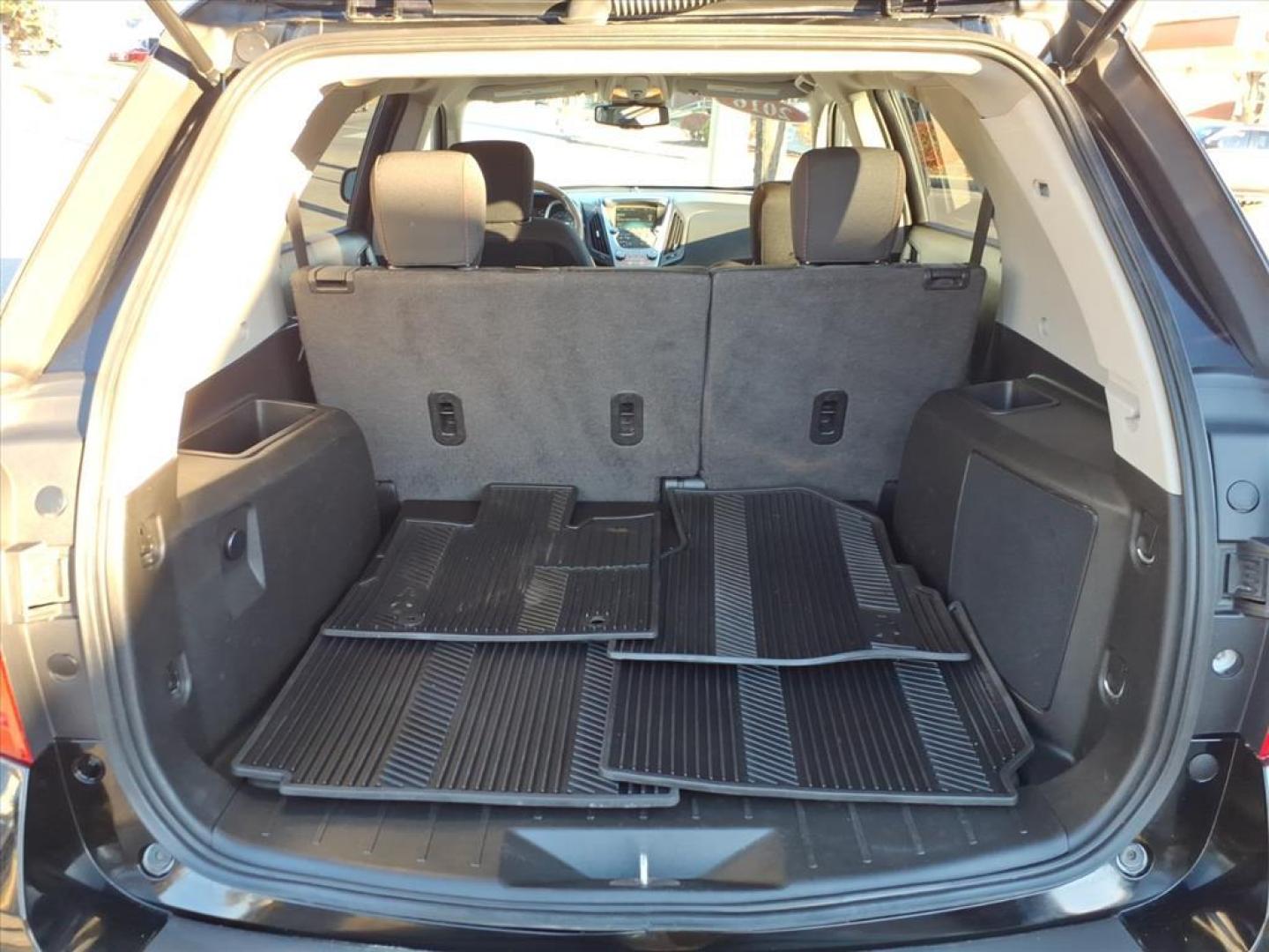 2016 Black Gba Chevrolet Equinox LT (2GNALCEK0G6) with an 2.4L Ecotec 2.4L I4 182hp 172ft. lbs. Direct Injection engine, 6-Speed Shiftable Automatic transmission, located at 5505 N. Summit St., Toledo, OH, 43611, (419) 729-2688, 41.654953, -83.530014 - Photo#17