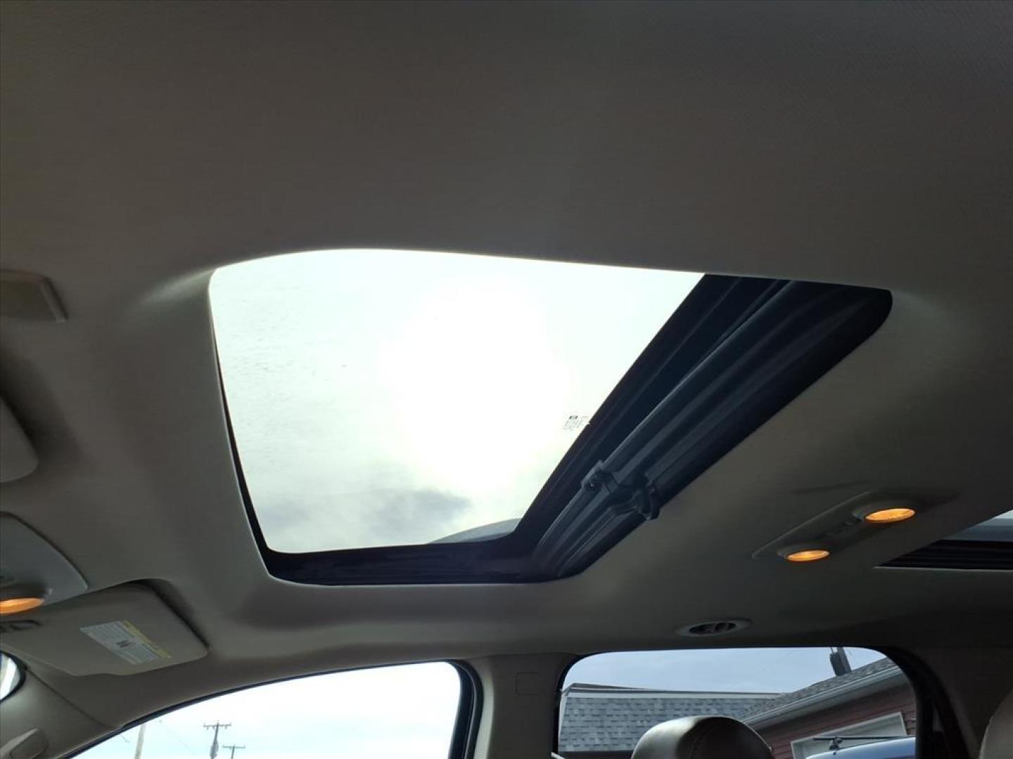 2017 Summit White GMC Acadia Limited Base (1GKKRSKD9HJ) with an 3.6L 3.6L V6 281hp 266ft. lbs. Direct Injection engine, 6-Speed Shiftable Automatic transmission, located at 5505 N. Summit St., Toledo, OH, 43611, (419) 729-2688, 41.654953, -83.530014 - Photo#1