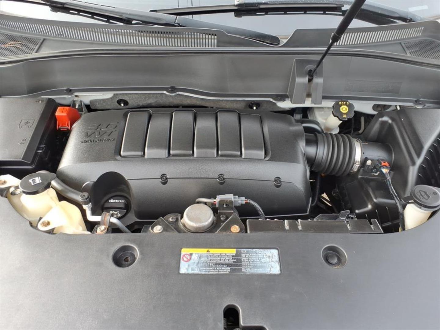 2017 Summit White GMC Acadia Limited Base (1GKKRSKD9HJ) with an 3.6L 3.6L V6 281hp 266ft. lbs. Direct Injection engine, 6-Speed Shiftable Automatic transmission, located at 5505 N. Summit St., Toledo, OH, 43611, (419) 729-2688, 41.654953, -83.530014 - Photo#21