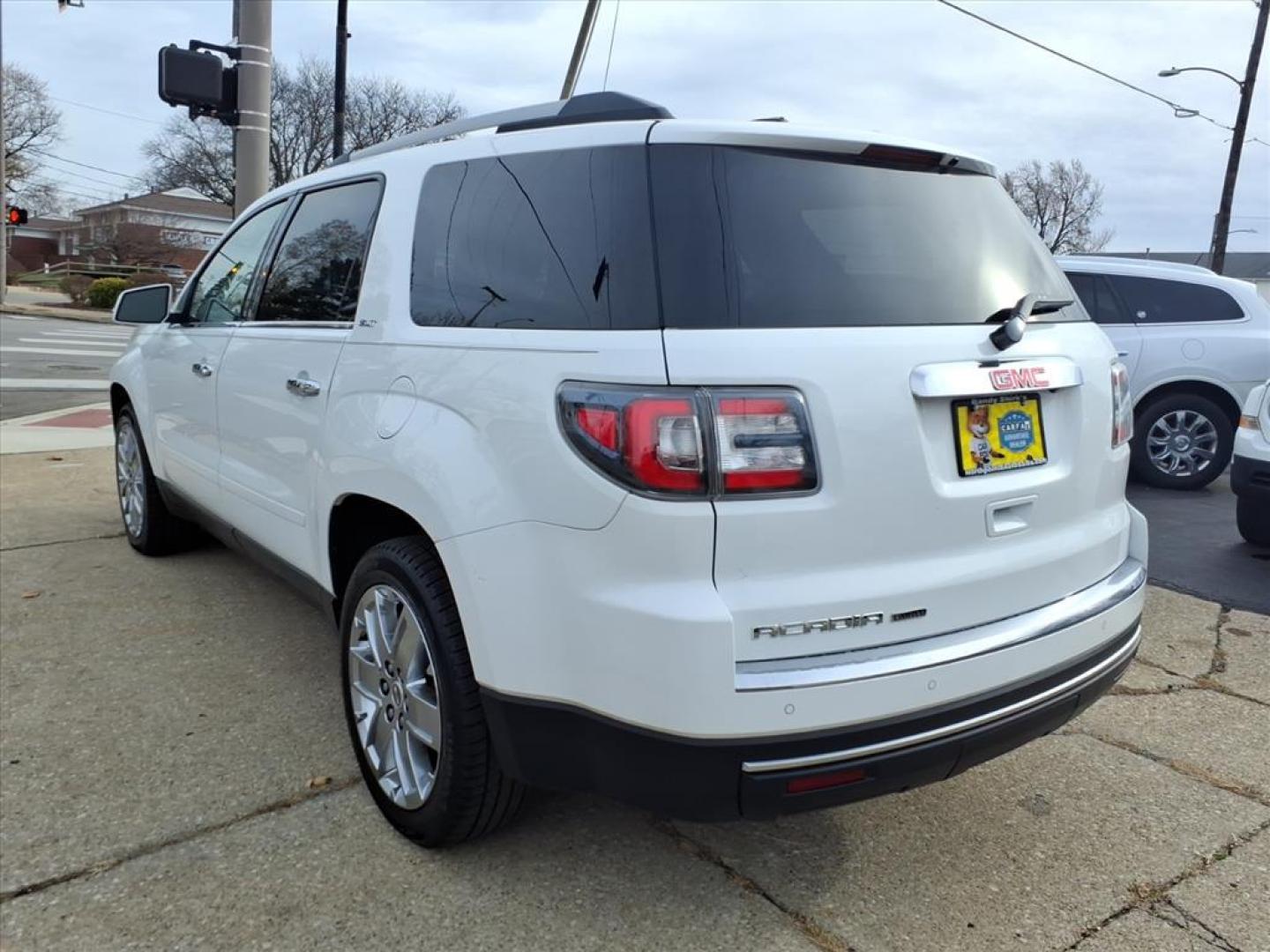 2017 Summit White GMC Acadia Limited Base (1GKKRSKD9HJ) with an 3.6L 3.6L V6 281hp 266ft. lbs. Direct Injection engine, 6-Speed Shiftable Automatic transmission, located at 5505 N. Summit St., Toledo, OH, 43611, (419) 729-2688, 41.654953, -83.530014 - Photo#26