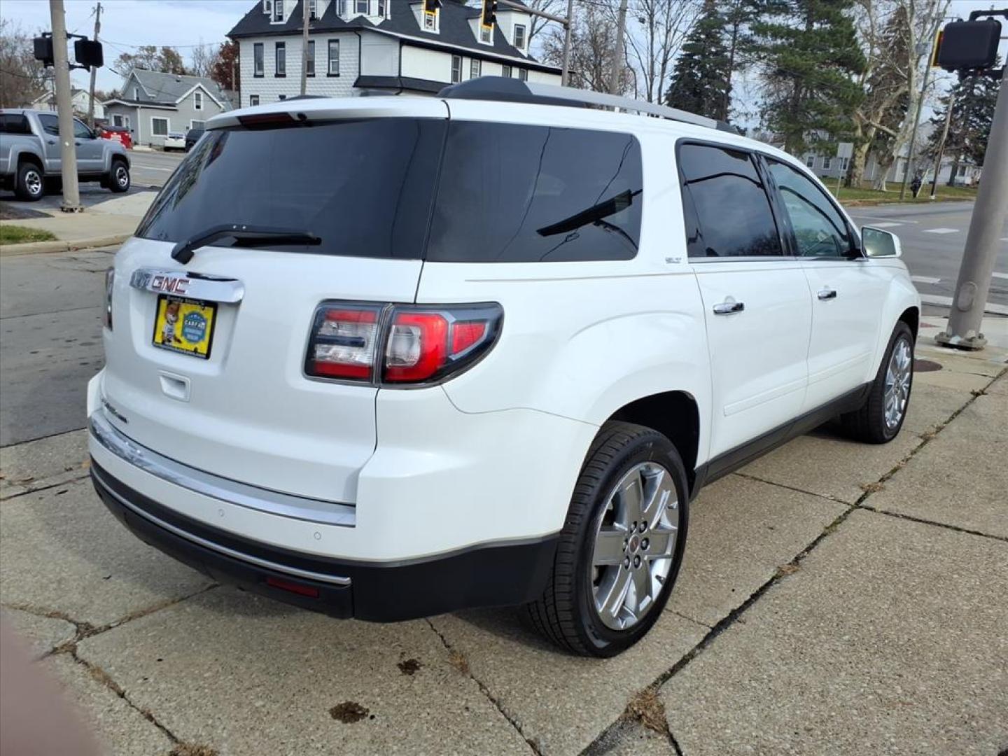 2017 Summit White GMC Acadia Limited Base (1GKKRSKD9HJ) with an 3.6L 3.6L V6 281hp 266ft. lbs. Direct Injection engine, 6-Speed Shiftable Automatic transmission, located at 5505 N. Summit St., Toledo, OH, 43611, (419) 729-2688, 41.654953, -83.530014 - Photo#28