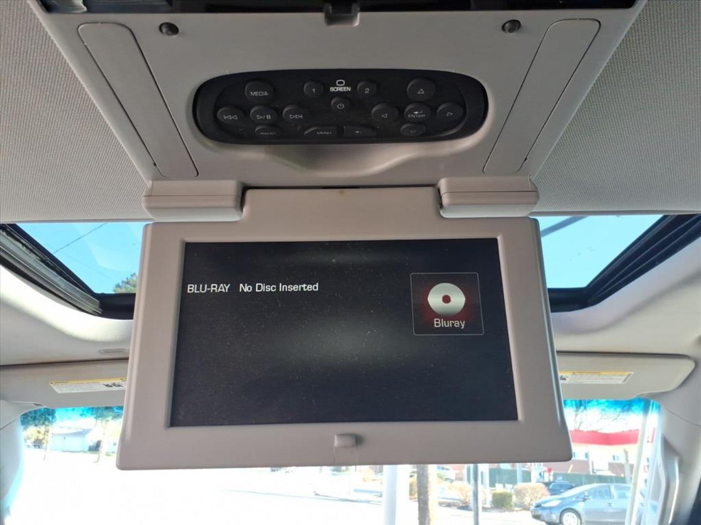 2016 Onyx Black Gba GMC Yukon Denali (1GKS2CKJ3GR) with an 6.2L EcoTec3 6.2L V8 420hp 460ft. lbs. Direct Injection engine, 8-Speed Shiftable Automatic transmission, located at 5505 N. Summit St., Toledo, OH, 43611, (419) 729-2688, 41.654953, -83.530014 - Photo#6