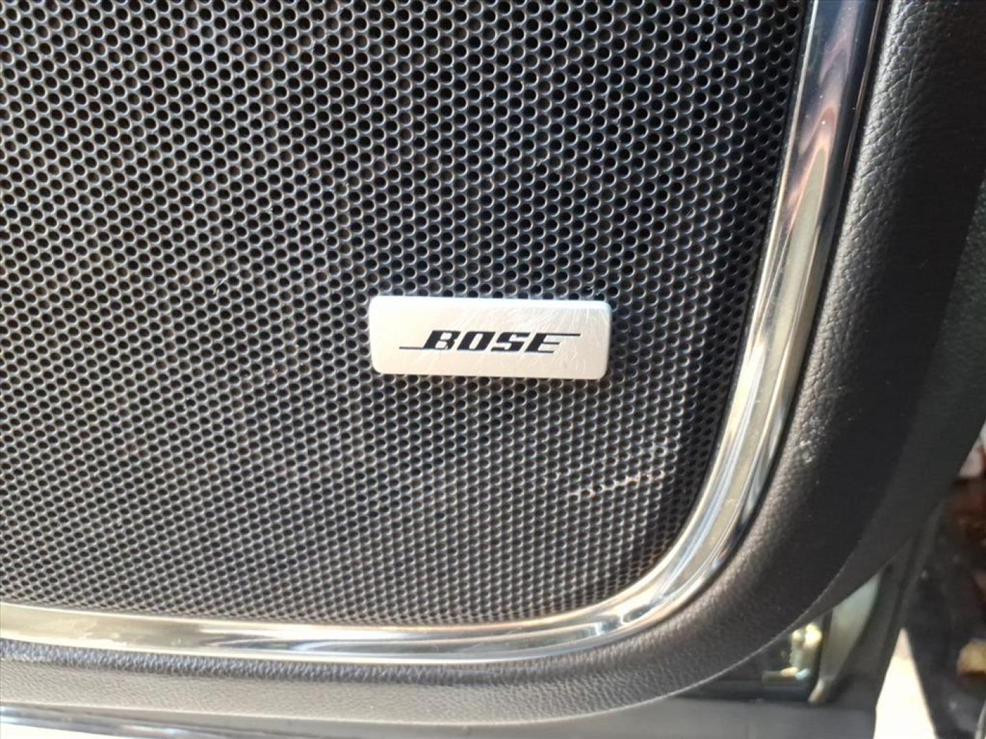 2016 Onyx Black Gba GMC Yukon Denali (1GKS2CKJ3GR) with an 6.2L EcoTec3 6.2L V8 420hp 460ft. lbs. Direct Injection engine, 8-Speed Shiftable Automatic transmission, located at 5505 N. Summit St., Toledo, OH, 43611, (419) 729-2688, 41.654953, -83.530014 - Photo#10