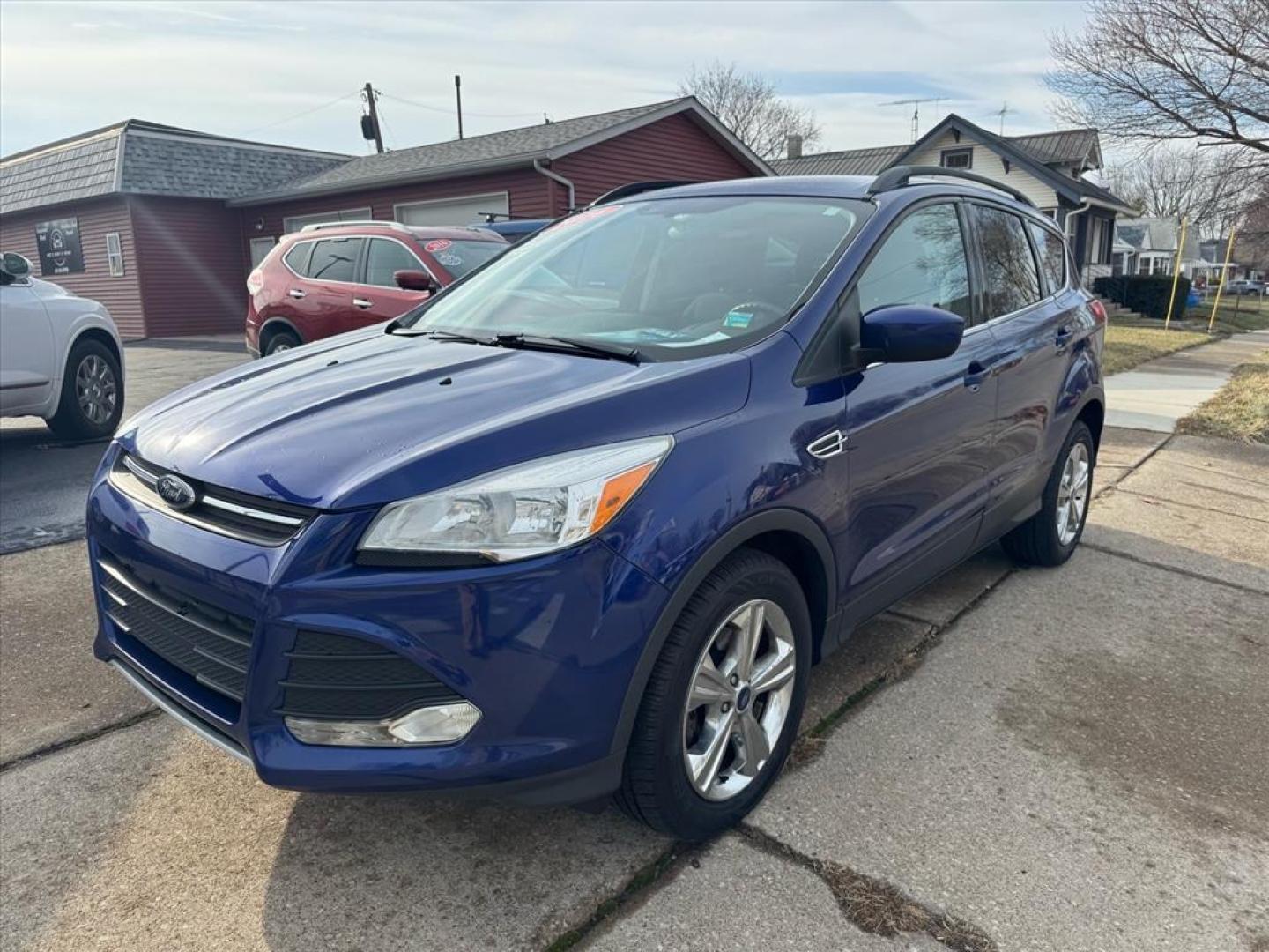 2016 Deep Impact Blue Ford Escape SE (1FMCU0GX4GU) with an 1.6L EcoBoost 1.6L Turbo I4 178hp 184ft. lbs. Direct Injection engine, 6-Speed Shiftable Automatic transmission, located at 5505 N. Summit St., Toledo, OH, 43611, (419) 729-2688, 41.654953, -83.530014 - Photo#19
