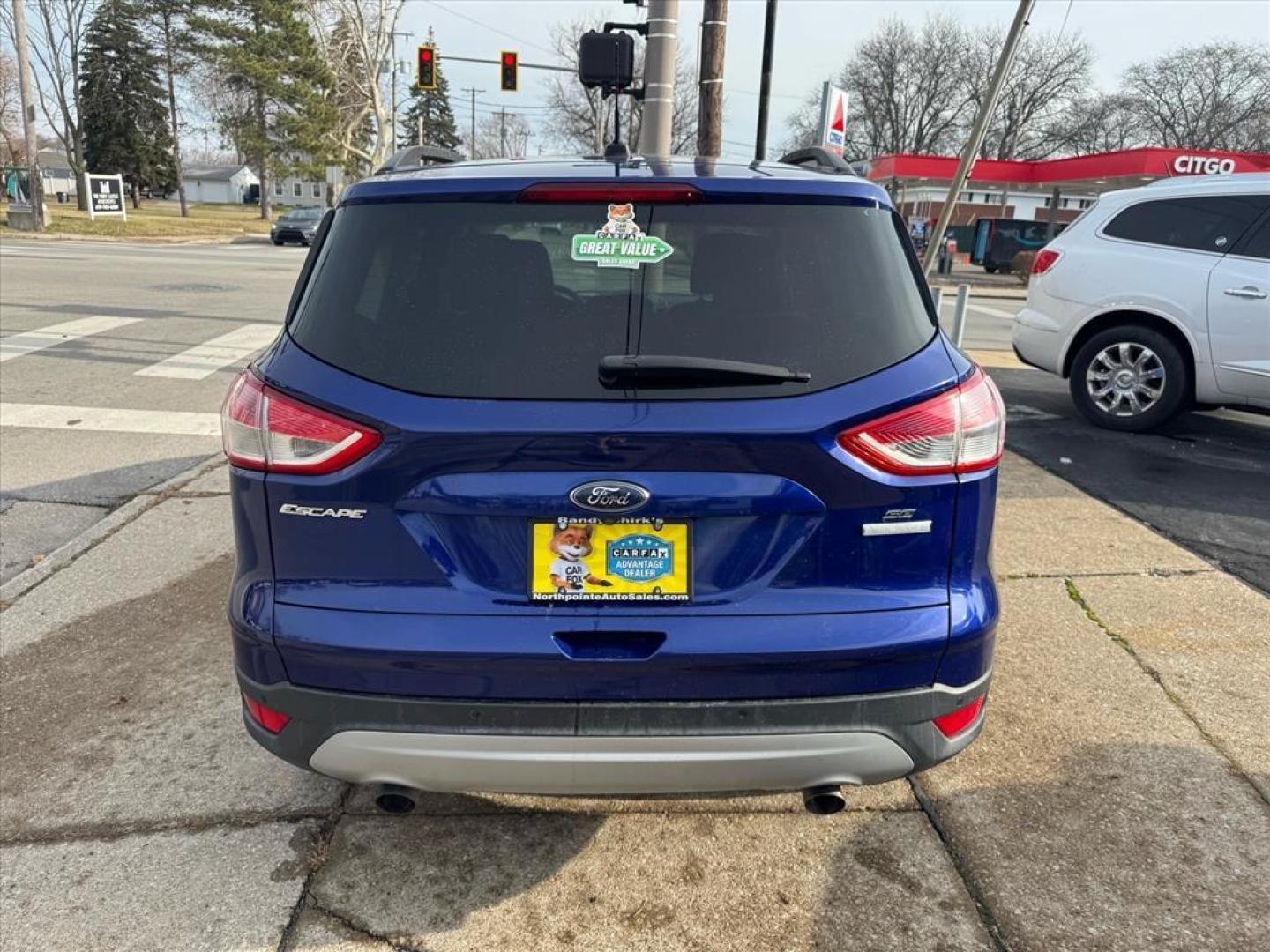 2016 Deep Impact Blue Ford Escape SE (1FMCU0GX4GU) with an 1.6L EcoBoost 1.6L Turbo I4 178hp 184ft. lbs. Direct Injection engine, 6-Speed Shiftable Automatic transmission, located at 5505 N. Summit St., Toledo, OH, 43611, (419) 729-2688, 41.654953, -83.530014 - Photo#22
