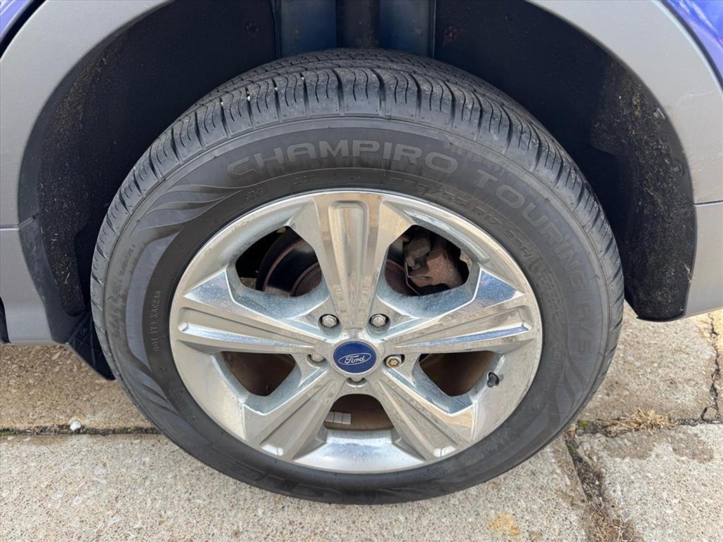 2016 Deep Impact Blue Ford Escape SE (1FMCU0GX4GU) with an 1.6L EcoBoost 1.6L Turbo I4 178hp 184ft. lbs. Direct Injection engine, 6-Speed Shiftable Automatic transmission, located at 5505 N. Summit St., Toledo, OH, 43611, (419) 729-2688, 41.654953, -83.530014 - Photo#27