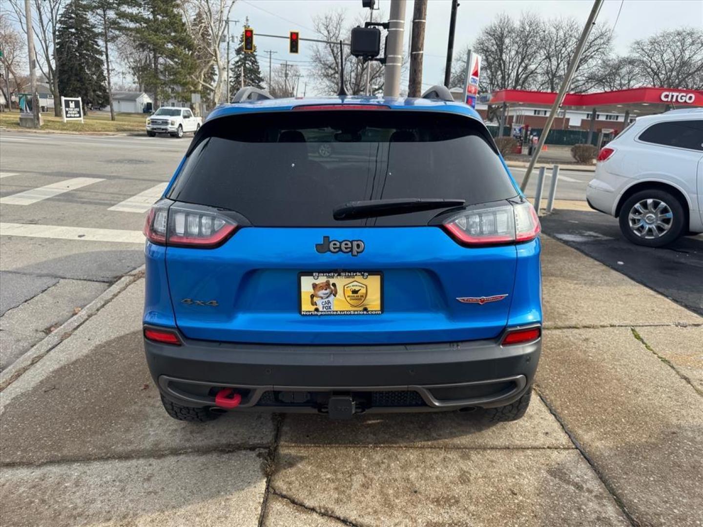 2019 Hydro Blue Pearl Coat Jeep Cherokee Trailhawk (1C4PJMBX0KD) with an 3.2L 3.2L V6 271hp 239ft. lbs. Sequential Multiport Fuel Injection engine, 4WD 9-Speed Shiftable Automatic transmission, located at 5505 N. Summit St., Toledo, OH, 43611, (419) 729-2688, 41.654953, -83.530014 - Photo#25