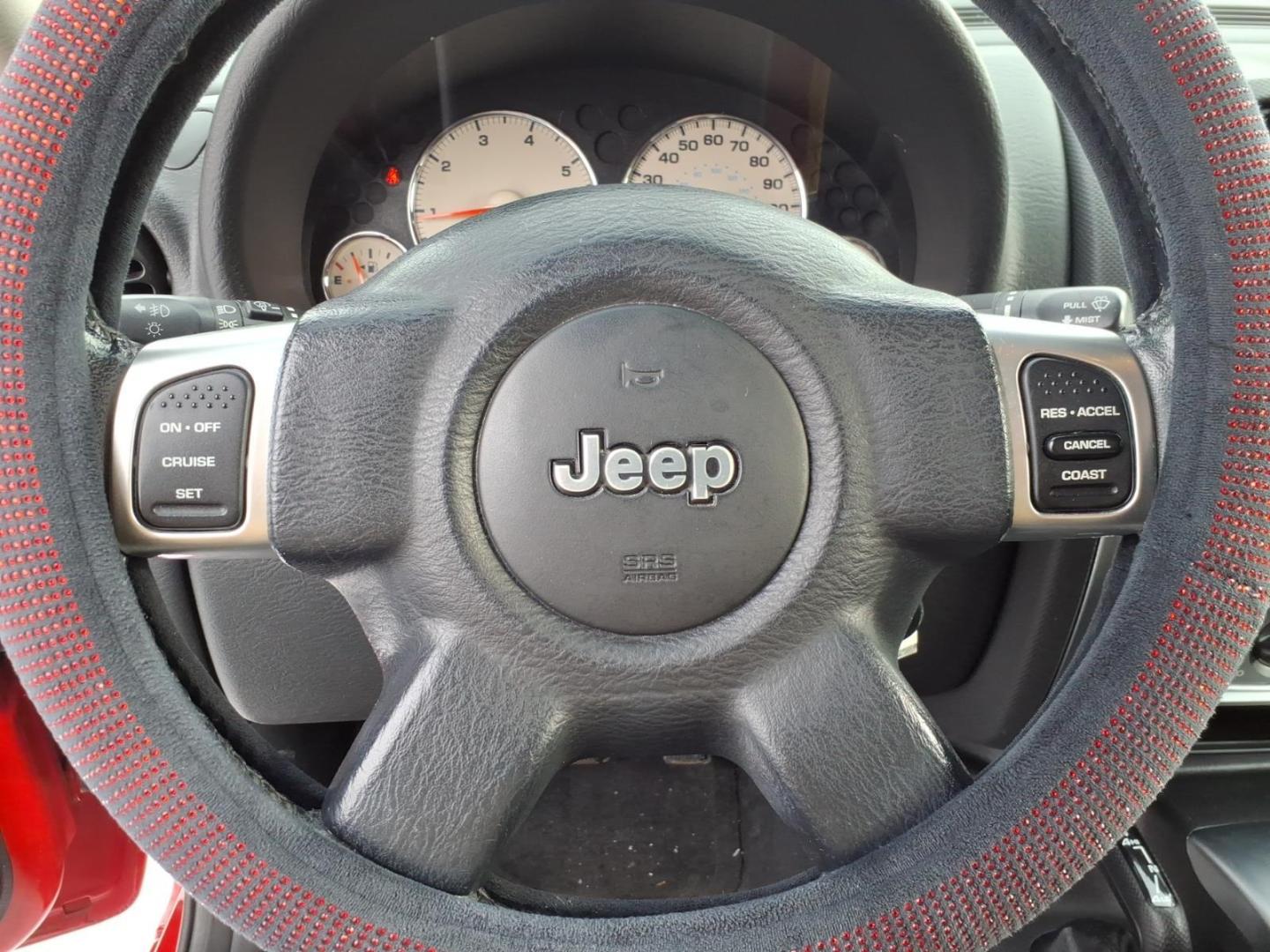 2003 Flame Red Clearcoat Pr4 Jeep Liberty Limited (1J4GL58K73W) with an 3.7L 3.7L V6 210hp 235ft. lbs. Fuel Injected engine, 4-Speed Automatic transmission, located at 5505 N. Summit St., Toledo, OH, 43611, (419) 729-2688, 41.654953, -83.530014 - Photo#6