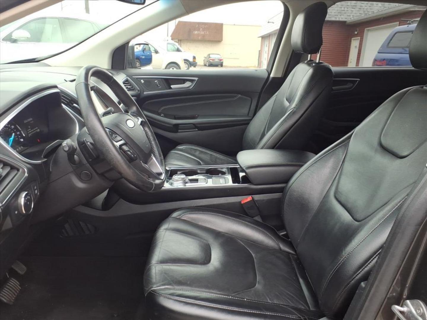 2019 Dk. Gray Ford Edge Titanium (2FMPK4K9XKB) with an 2.0L EcoBoost 2.0L Turbo I4 250hp 280ft. lbs. Direct Injection engine, 8-Speed Shiftable Automatic transmission, located at 5505 N. Summit St., Toledo, OH, 43611, (419) 729-2688, 41.654953, -83.530014 - Photo#1