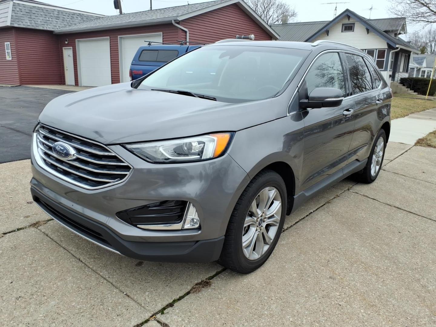 2019 Dk. Gray Ford Edge Titanium (2FMPK4K9XKB) with an 2.0L EcoBoost 2.0L Turbo I4 250hp 280ft. lbs. Direct Injection engine, 8-Speed Shiftable Automatic transmission, located at 5505 N. Summit St., Toledo, OH, 43611, (419) 729-2688, 41.654953, -83.530014 - Photo#21