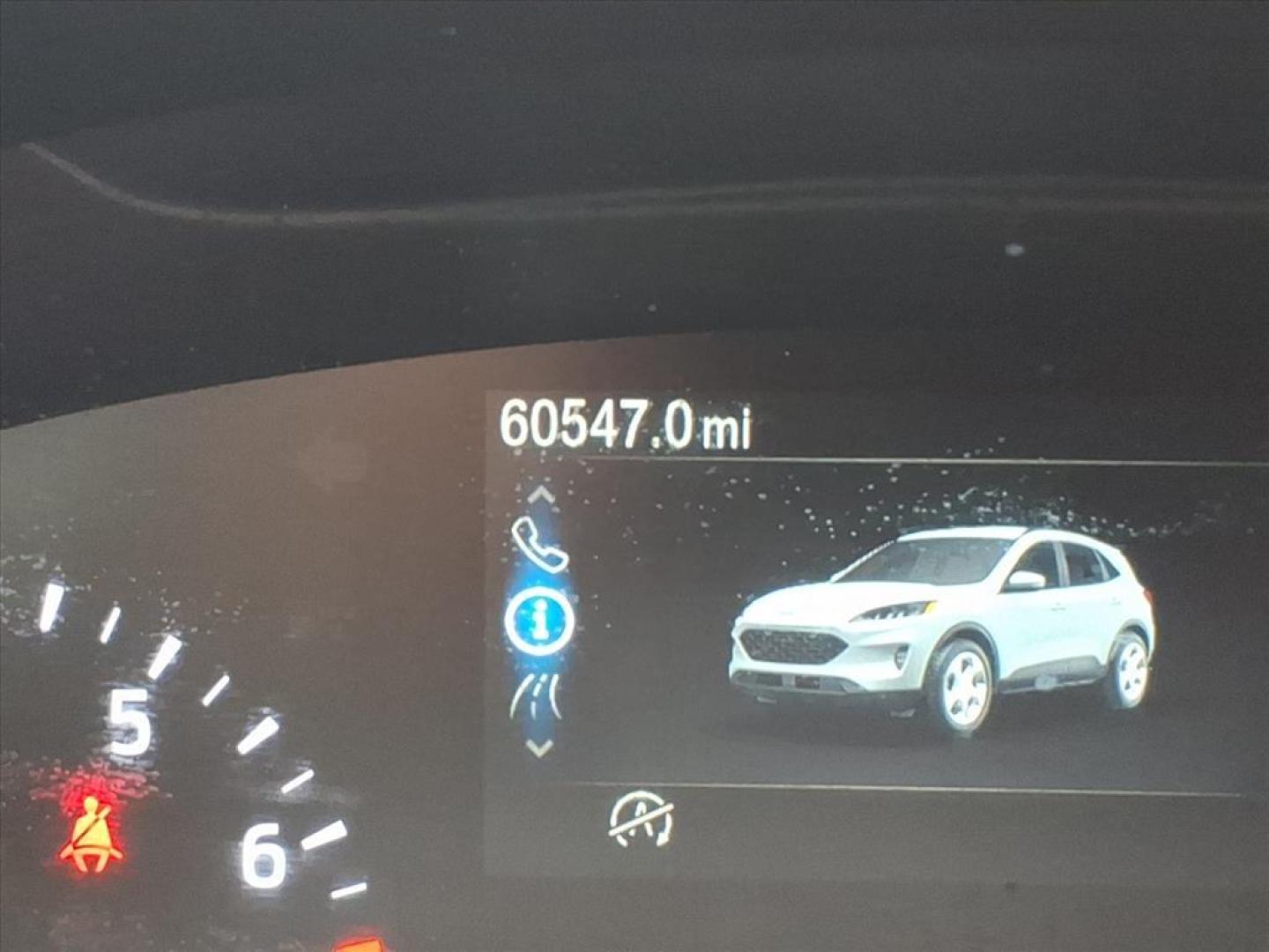 2020 Brown Ford Escape SE (1FMCU9G68LU) with an 1.5L EcoBoost 1.5L Turbo I3 181hp 190ft. lbs. Direct Injection engine, 8-Speed Shiftable Automatic transmission, located at 5505 N. Summit St., Toledo, OH, 43611, (419) 729-2688, 41.654953, -83.530014 - Photo#9