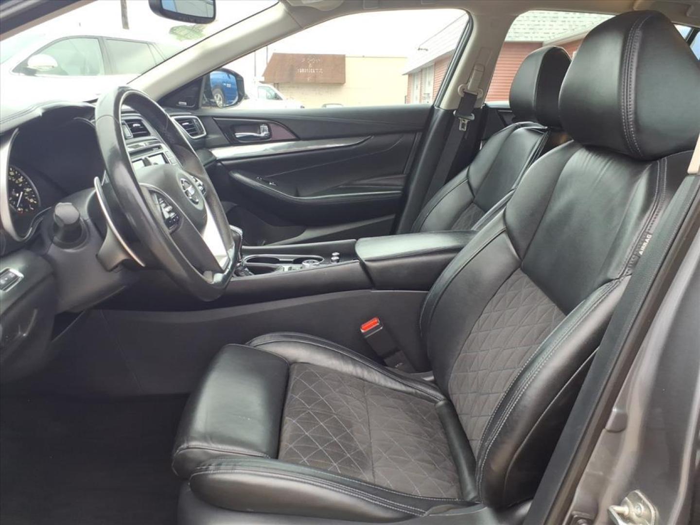 2018 Dk. Gray Nissan Maxima 3.5 SR (1N4AA6AP7JC) with an 3.5L 3.5L V6 300hp 261ft. lbs. Sequential Multiport Fuel Injection engine, 7-Speed Shiftable CVT transmission, located at 5505 N. Summit St., Toledo, OH, 43611, (419) 729-2688, 41.654953, -83.530014 - Photo#1