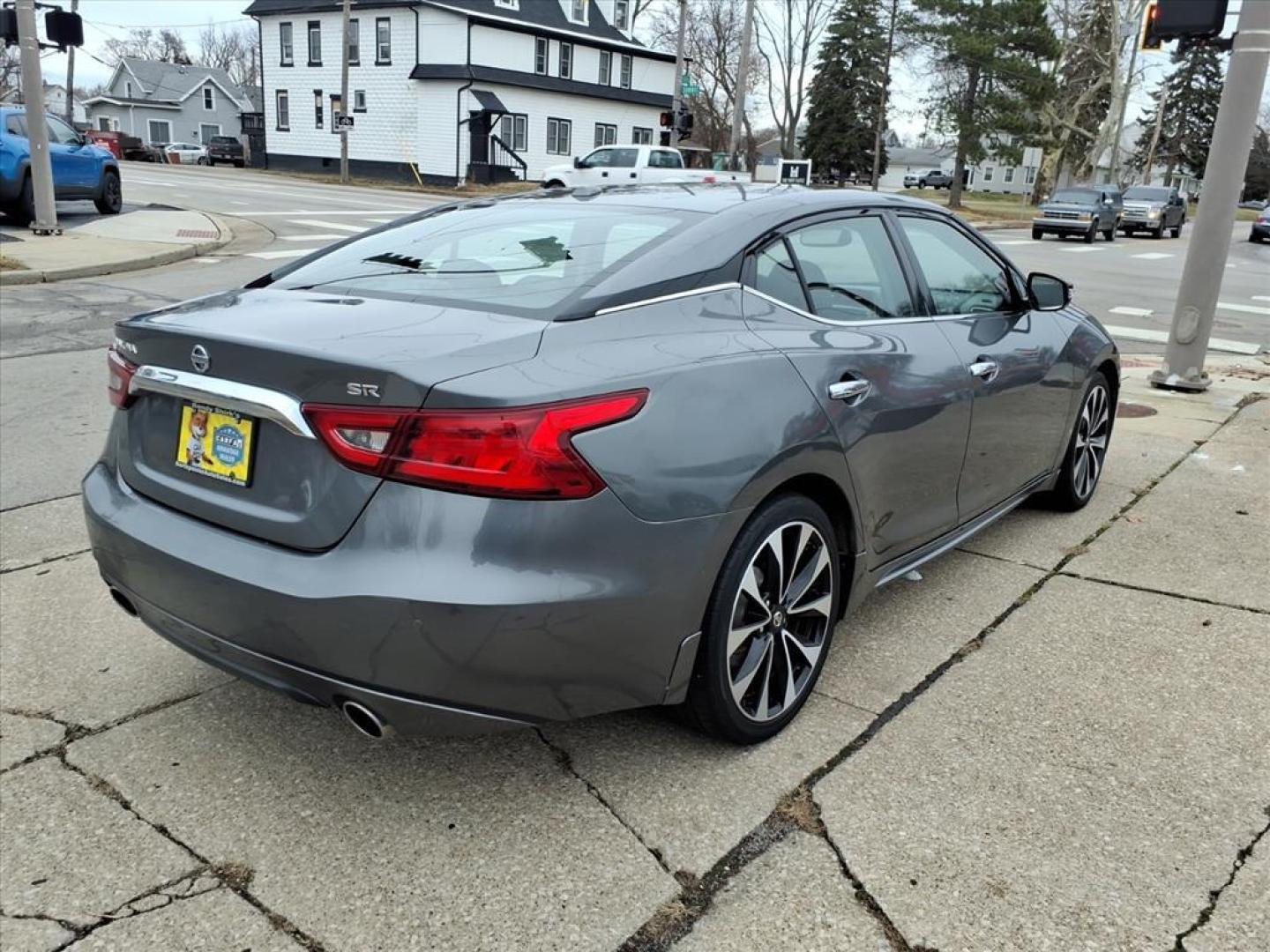2018 Dk. Gray Nissan Maxima 3.5 SR (1N4AA6AP7JC) with an 3.5L 3.5L V6 300hp 261ft. lbs. Sequential Multiport Fuel Injection engine, 7-Speed Shiftable CVT transmission, located at 5505 N. Summit St., Toledo, OH, 43611, (419) 729-2688, 41.654953, -83.530014 - Photo#24