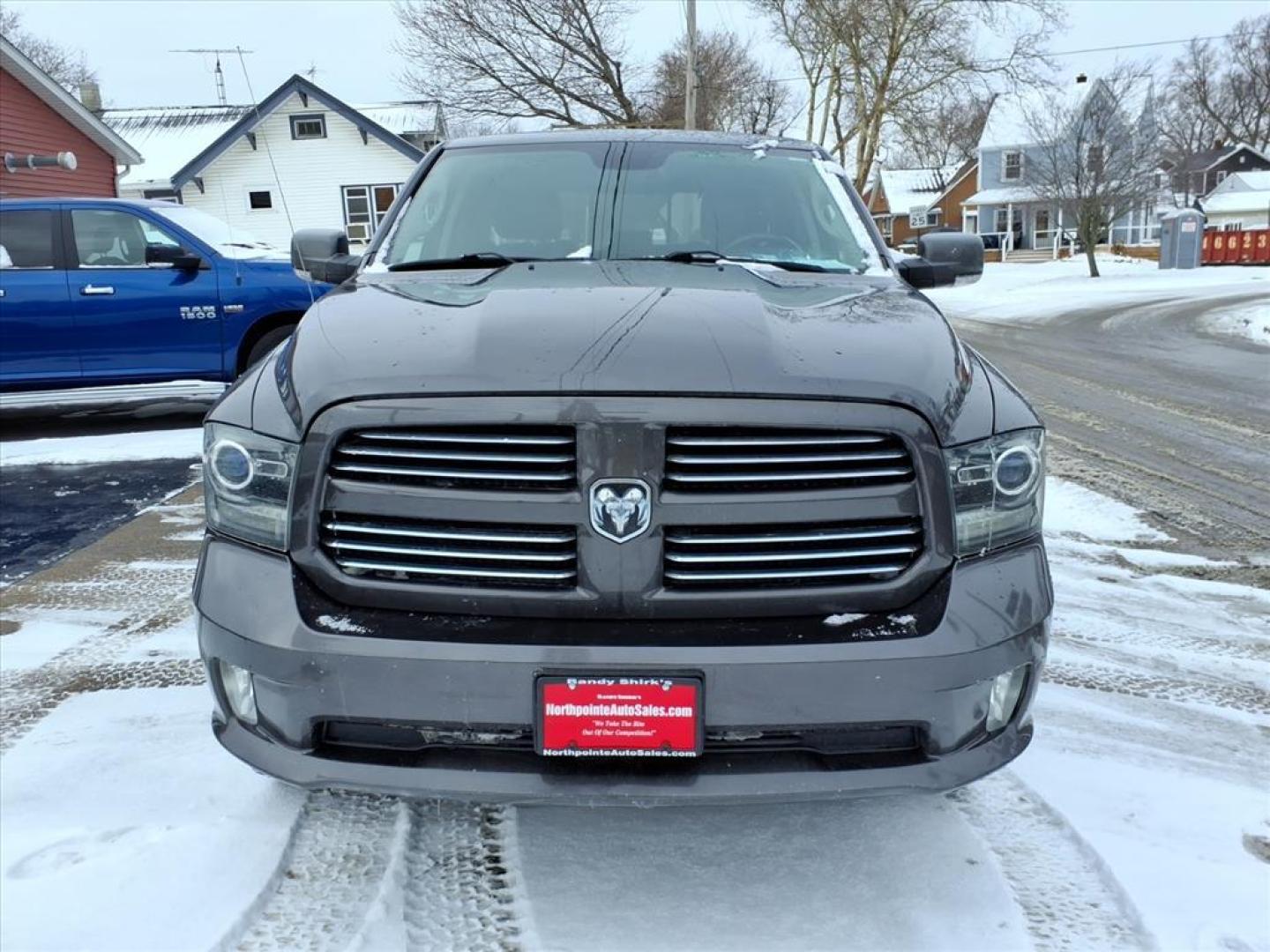 2016 Granite Crystal Metallic Clear Coat RAM 1500 Sport (1C6RR7HT0GS) with an 5.7L HEMI 5.7L V8 395hp 410ft. lbs. Sequential Multiport Fuel Injection engine, 8-Speed Shiftable Automatic transmission, located at 5505 N. Summit St., Toledo, OH, 43611, (419) 729-2688, 41.654953, -83.530014 - Photo#18