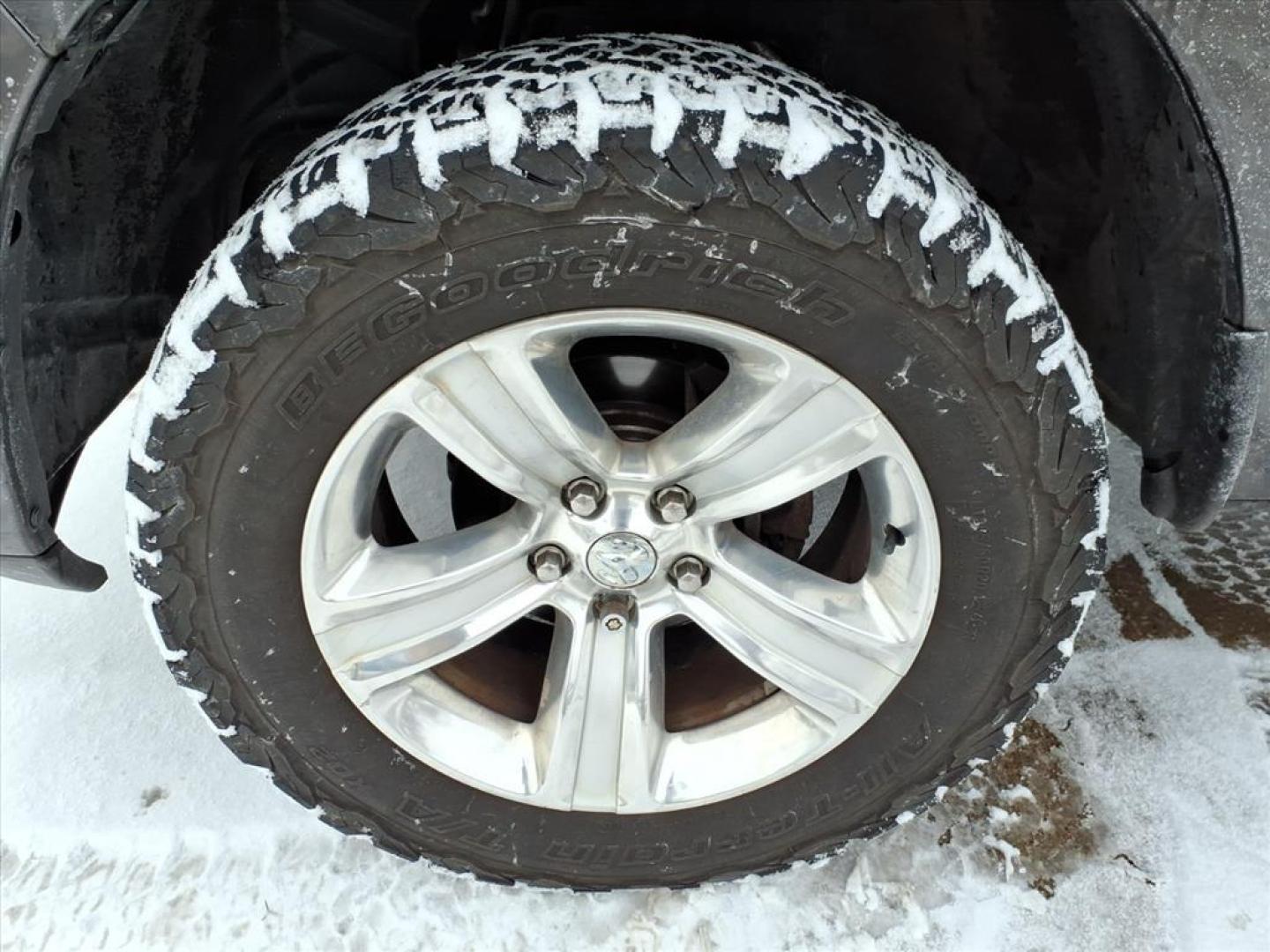 2016 Granite Crystal Metallic Clear Coat RAM 1500 Sport (1C6RR7HT0GS) with an 5.7L HEMI 5.7L V8 395hp 410ft. lbs. Sequential Multiport Fuel Injection engine, 8-Speed Shiftable Automatic transmission, located at 5505 N. Summit St., Toledo, OH, 43611, (419) 729-2688, 41.654953, -83.530014 - Photo#26