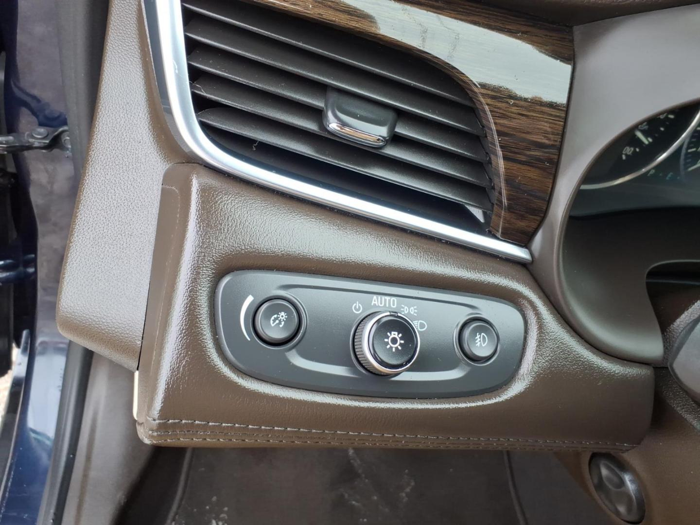 2017 Dark Sapphire Blue Metallic Buick LaCrosse Preferred (1G4ZN5SS3HU) with an 3.6L 3.6L V6 310hp 268ft. lbs. Direct Injection engine, 8-Speed Shiftable Automatic transmission, located at 5505 N. Summit St., Toledo, OH, 43611, (419) 729-2688, 41.654953, -83.530014 - Photo#15