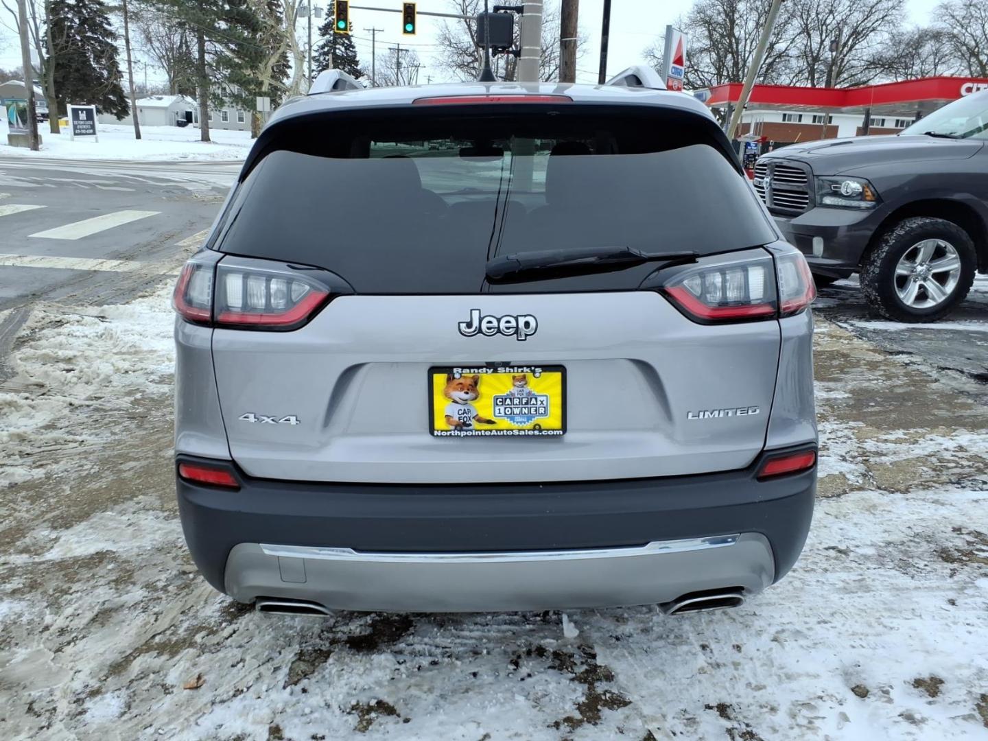 2019 Billet Silver Metallic Clear Coat Jeep Cherokee Limited (1C4PJMDX8KD) with an 3.2L 3.2L V6 271hp 239ft. lbs. Sequential Multiport Fuel Injection engine, 9-Speed Shiftable Automatic transmission, located at 5505 N. Summit St., Toledo, OH, 43611, (419) 729-2688, 41.654953, -83.530014 - Photo#26