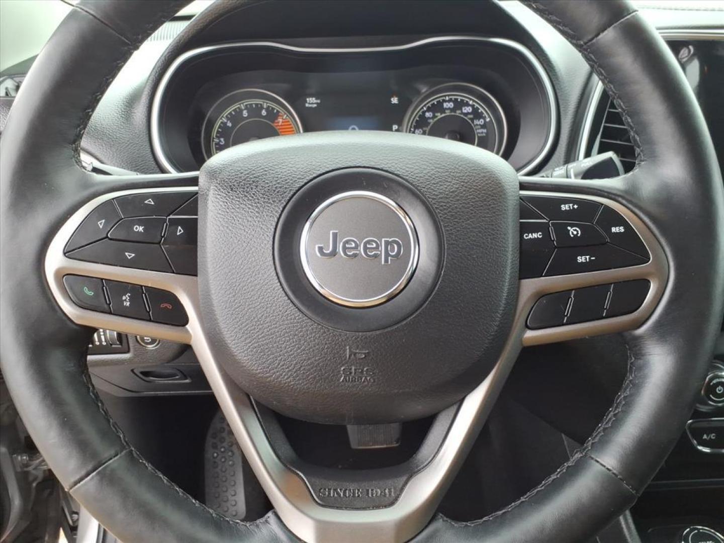 2019 Billet Silver Metallic Clear Coat Jeep Cherokee Limited (1C4PJMDX8KD) with an 3.2L 3.2L V6 271hp 239ft. lbs. Sequential Multiport Fuel Injection engine, 9-Speed Shiftable Automatic transmission, located at 5505 N. Summit St., Toledo, OH, 43611, (419) 729-2688, 41.654953, -83.530014 - Photo#7