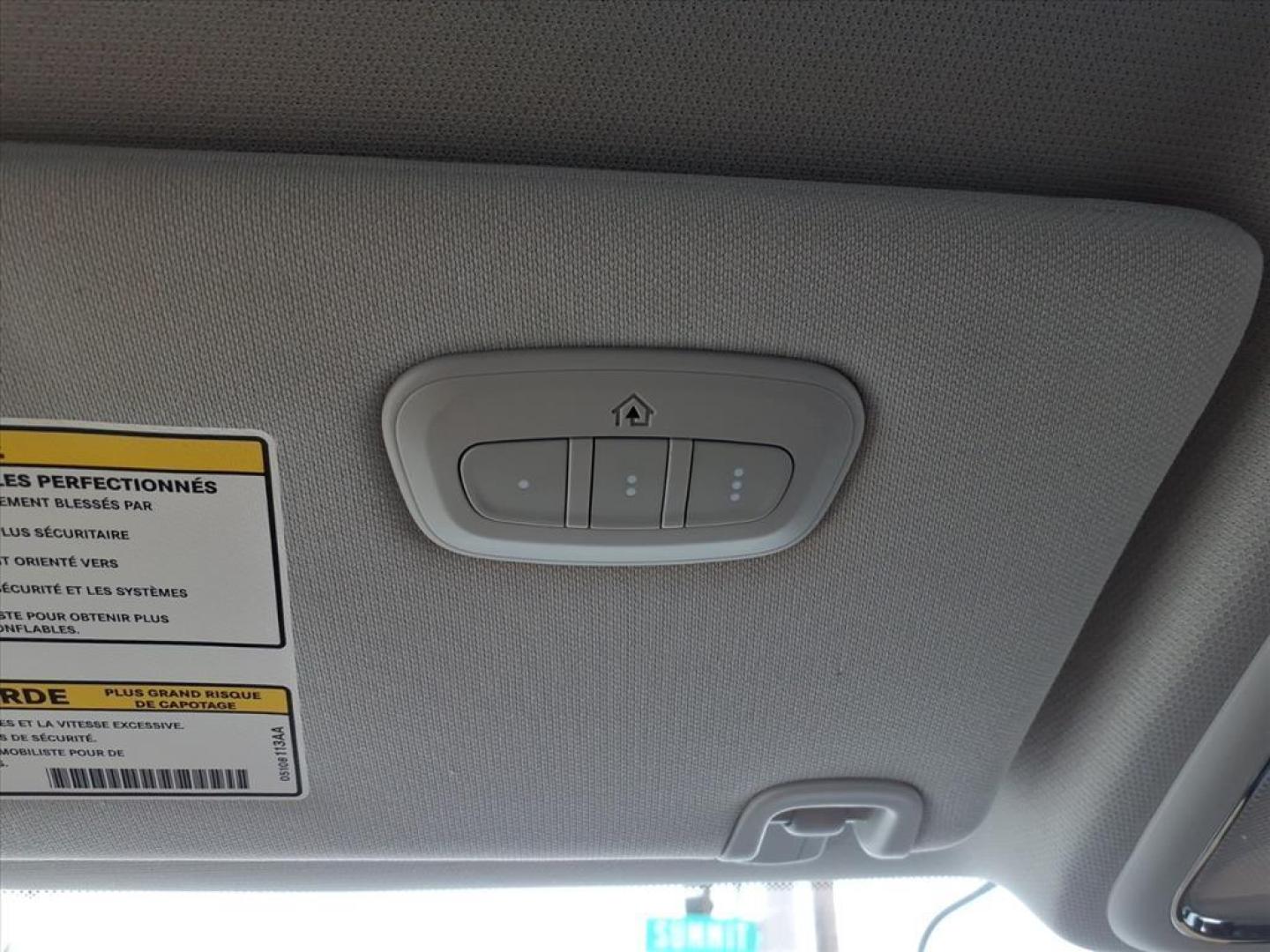 2019 Billet Silver Metallic Clear Coat Jeep Cherokee Limited (1C4PJMDX8KD) with an 3.2L 3.2L V6 271hp 239ft. lbs. Sequential Multiport Fuel Injection engine, 9-Speed Shiftable Automatic transmission, located at 5505 N. Summit St., Toledo, OH, 43611, (419) 729-2688, 41.654953, -83.530014 - Photo#17