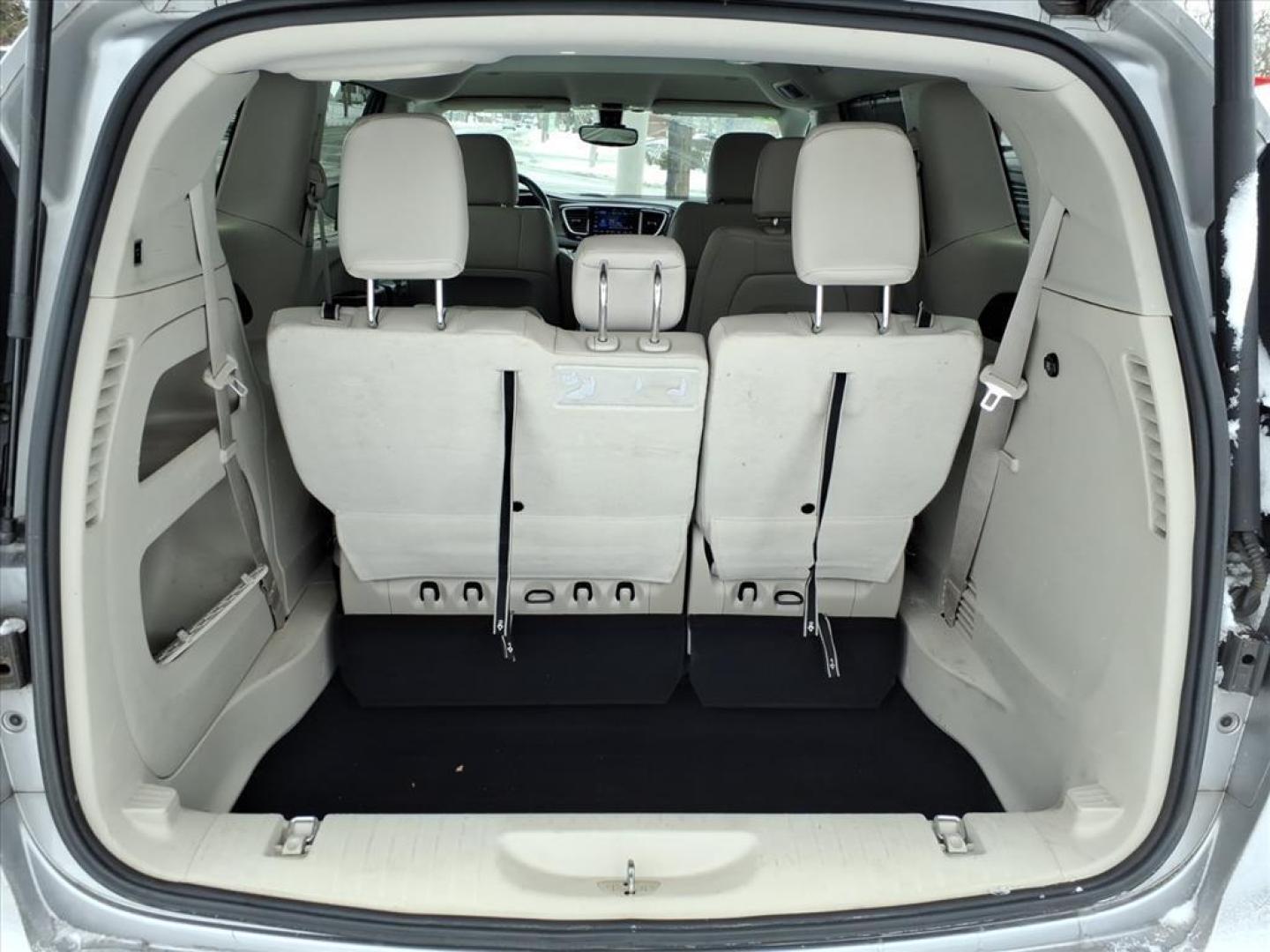 2017 Billet Silver Metallic Clear Coat Chrysler Pacifica Touring-L (2C4RC1BG6HR) with an 3.6L Pentastar 3.6L V6 287hp 262ft. lbs. Sequential Multiport Fuel Injection engine, 9-Speed Shiftable Automatic transmission, located at 5505 N. Summit St., Toledo, OH, 43611, (419) 729-2688, 41.654953, -83.530014 - Photo#18