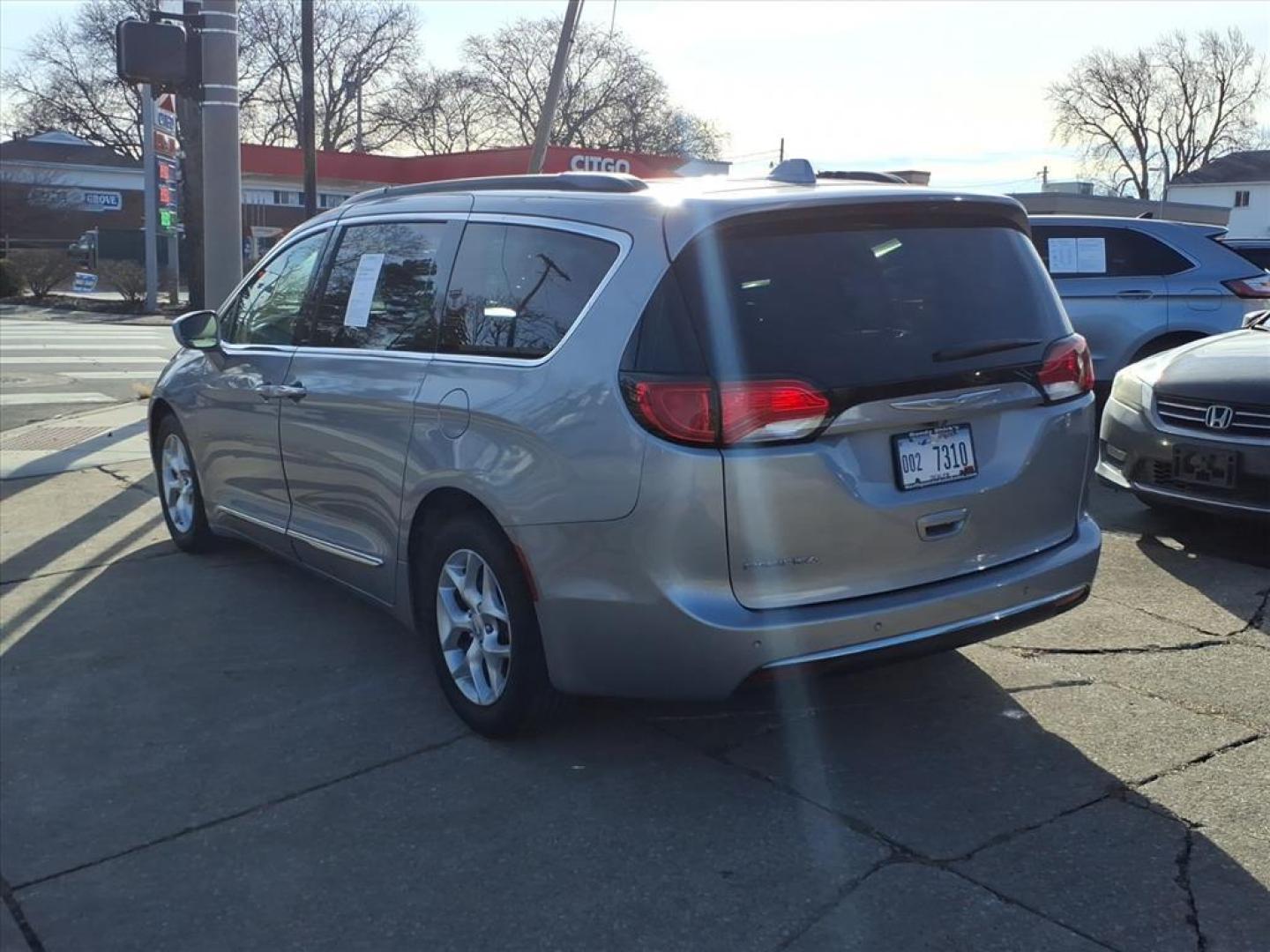 2017 Billet Silver Metallic Clear Coat Chrysler Pacifica Touring-L (2C4RC1BG6HR) with an 3.6L Pentastar 3.6L V6 287hp 262ft. lbs. Sequential Multiport Fuel Injection engine, 9-Speed Shiftable Automatic transmission, located at 5505 N. Summit St., Toledo, OH, 43611, (419) 729-2688, 41.654953, -83.530014 - Photo#24