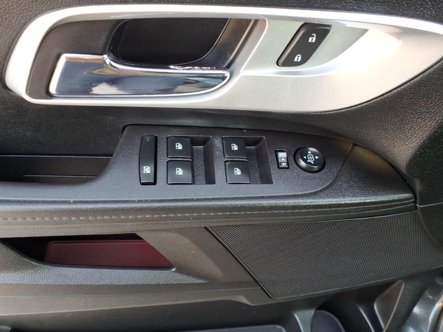 2017 Nightfall Gray Metallic Chevrolet Equinox LS (2GNALBEK9H1) with an 2.4L Ecotec 2.4L I4 182hp 172ft. lbs. Direct Injection engine, 6-Speed Shiftable Automatic transmission, located at 5505 N. Summit St., Toledo, OH, 43611, (419) 729-2688, 41.654953, -83.530014 - Photo#6