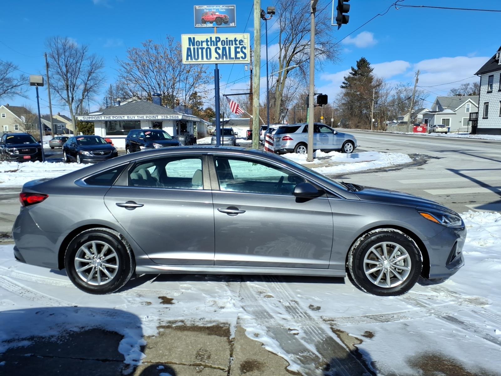 photo of 2019 Hyundai SONATA SE