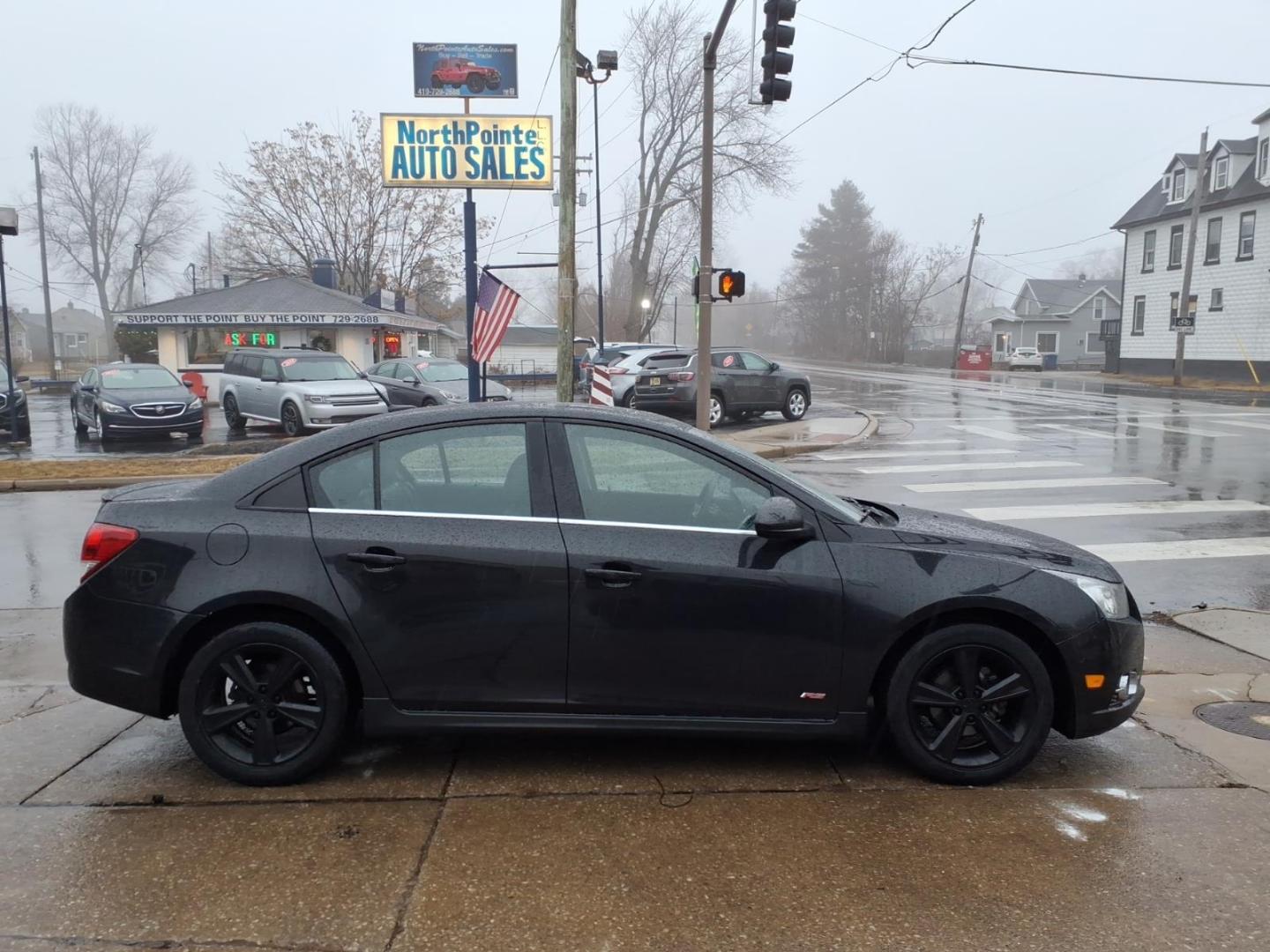 2014 Black Granite Metallic Chevrolet Cruze 2LT Auto (1G1PE5SB5E7) with an 1.4L Ecotec 1.4L Turbo I4 138hp 148ft. lbs. Sequential Multiport Fuel Injection engine, 6-Speed Shiftable Automatic transmission, located at 5505 N. Summit St., Toledo, OH, 43611, (419) 729-2688, 41.654953, -83.530014 - Photo#0