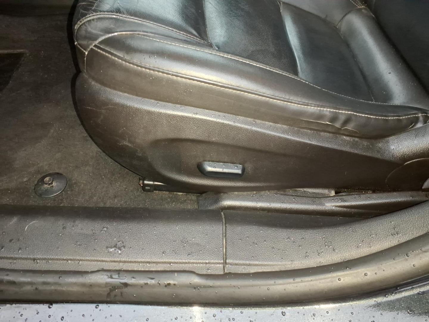 2014 Black Granite Metallic Chevrolet Cruze 2LT Auto (1G1PE5SB5E7) with an 1.4L Ecotec 1.4L Turbo I4 138hp 148ft. lbs. Sequential Multiport Fuel Injection engine, 6-Speed Shiftable Automatic transmission, located at 5505 N. Summit St., Toledo, OH, 43611, (419) 729-2688, 41.654953, -83.530014 - Photo#3