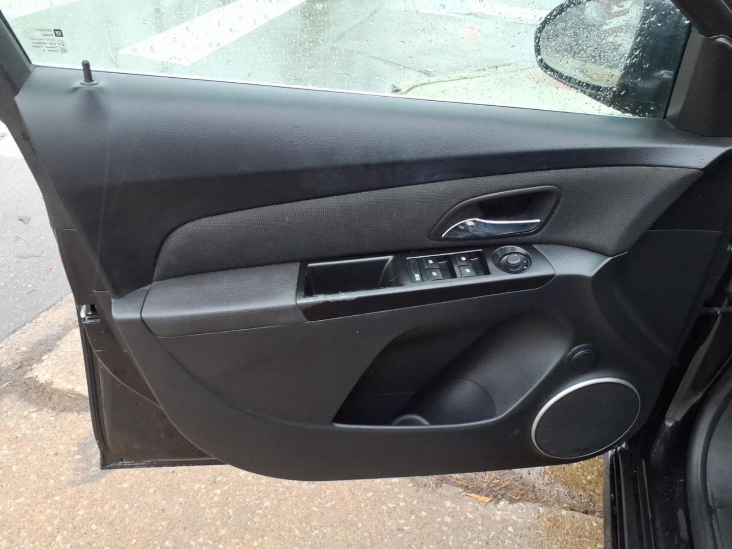 2014 Black Granite Metallic Chevrolet Cruze 2LT Auto (1G1PE5SB5E7) with an 1.4L Ecotec 1.4L Turbo I4 138hp 148ft. lbs. Sequential Multiport Fuel Injection engine, 6-Speed Shiftable Automatic transmission, located at 5505 N. Summit St., Toledo, OH, 43611, (419) 729-2688, 41.654953, -83.530014 - Photo#6