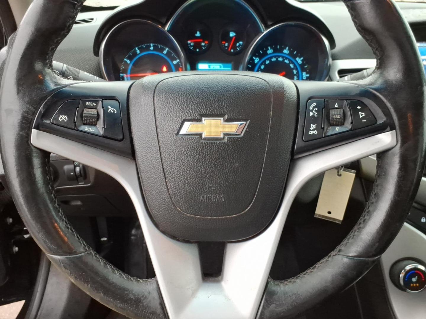 2014 Black Granite Metallic Chevrolet Cruze 2LT Auto (1G1PE5SB5E7) with an 1.4L Ecotec 1.4L Turbo I4 138hp 148ft. lbs. Sequential Multiport Fuel Injection engine, 6-Speed Shiftable Automatic transmission, located at 5505 N. Summit St., Toledo, OH, 43611, (419) 729-2688, 41.654953, -83.530014 - Photo#8