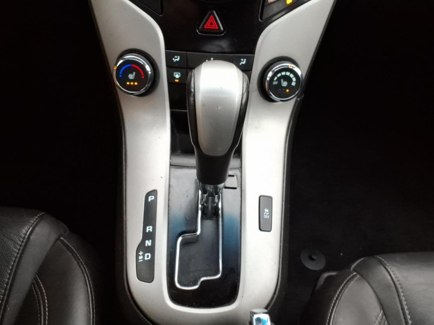 2014 Black Granite Metallic Chevrolet Cruze 2LT Auto (1G1PE5SB5E7) with an 1.4L Ecotec 1.4L Turbo I4 138hp 148ft. lbs. Sequential Multiport Fuel Injection engine, 6-Speed Shiftable Automatic transmission, located at 5505 N. Summit St., Toledo, OH, 43611, (419) 729-2688, 41.654953, -83.530014 - Photo#10