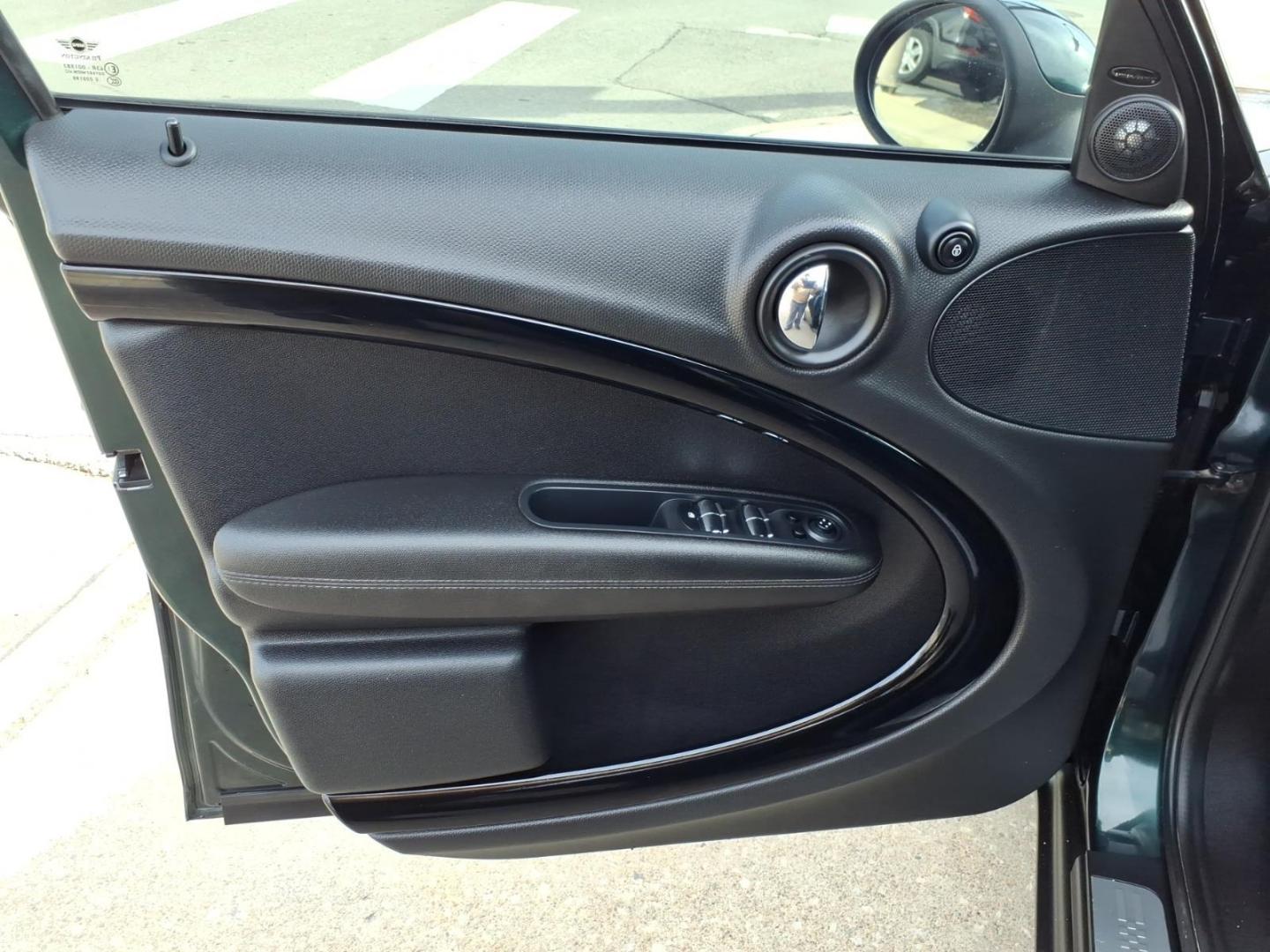 2013 Oxford Green Metallic MINI Countryman Cooper S ALL4 (WMWZC5C59DW) with an 1.6L 1.6L Turbo I4 181hp 177ft. lbs. Direct Injection engine, 6-Speed Shiftable Automatic transmission, located at 5505 N. Summit St., Toledo, OH, 43611, (419) 729-2688, 41.654953, -83.530014 - Photo#5