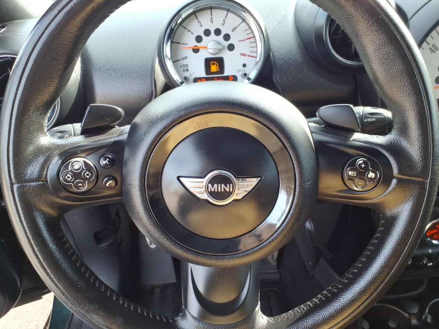 2013 Oxford Green Metallic MINI Countryman Cooper S ALL4 (WMWZC5C59DW) with an 1.6L 1.6L Turbo I4 181hp 177ft. lbs. Direct Injection engine, 6-Speed Shiftable Automatic transmission, located at 5505 N. Summit St., Toledo, OH, 43611, (419) 729-2688, 41.654953, -83.530014 - Photo#8