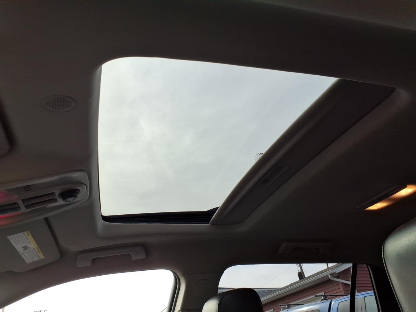 2016 Onyx Black GMC Terrain SLT (2GKALPEK3G6) with an 2.4L Ecotec 2.4L I4 182hp 172ft. lbs. Direct Injection engine, 6-Speed Shiftable Automatic transmission, located at 5505 N. Summit St., Toledo, OH, 43611, (419) 729-2688, 41.654953, -83.530014 - Photo#1