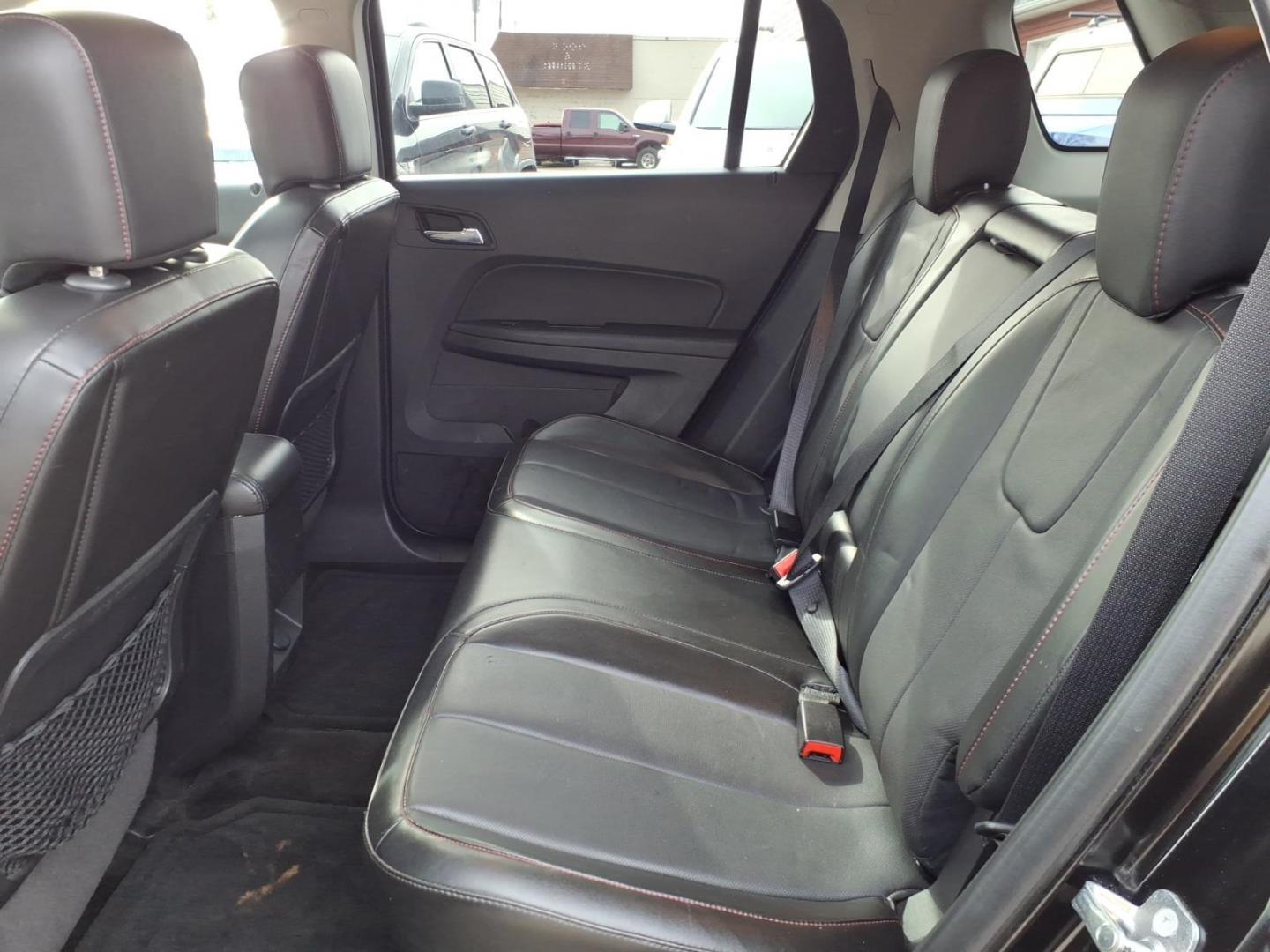 2016 Onyx Black GMC Terrain SLT (2GKALPEK3G6) with an 2.4L Ecotec 2.4L I4 182hp 172ft. lbs. Direct Injection engine, 6-Speed Shiftable Automatic transmission, located at 5505 N. Summit St., Toledo, OH, 43611, (419) 729-2688, 41.654953, -83.530014 - Photo#4