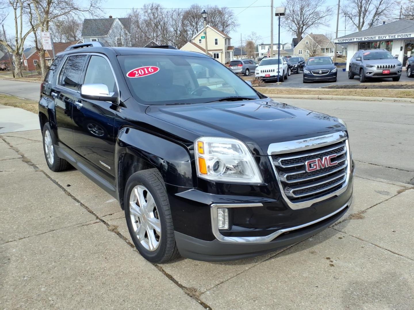 2016 Onyx Black GMC Terrain SLT (2GKALPEK3G6) with an 2.4L Ecotec 2.4L I4 182hp 172ft. lbs. Direct Injection engine, 6-Speed Shiftable Automatic transmission, located at 5505 N. Summit St., Toledo, OH, 43611, (419) 729-2688, 41.654953, -83.530014 - Photo#19