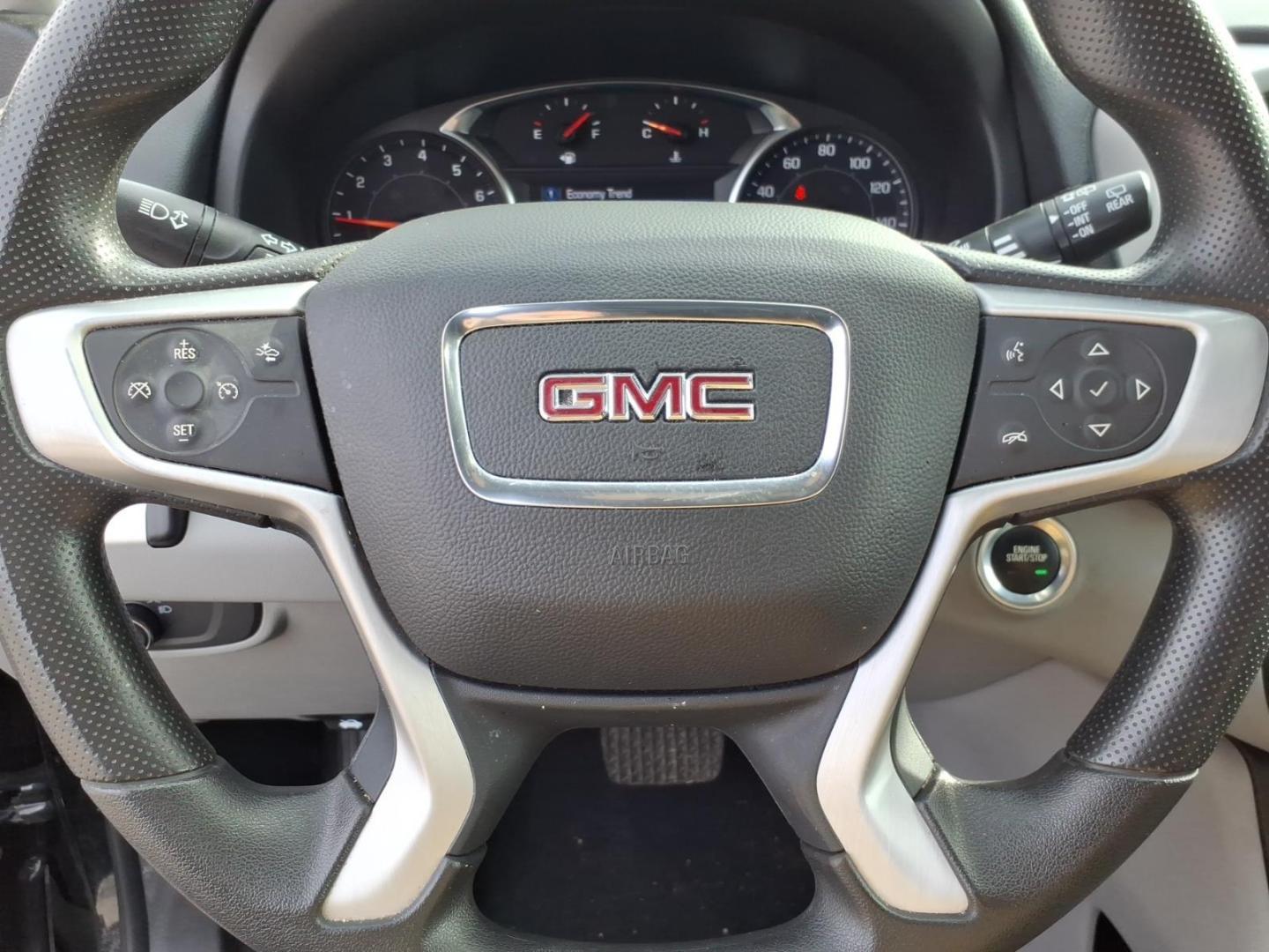 2022 Ebony Twilight Metallic GMC Terrain SLE (3GKALTEV7NL) with an 1.5L 1.5L Turbo I4 170hp 203ft. lbs. Direct Injection engine, 9-Speed Shiftable Automatic transmission, located at 5505 N. Summit St., Toledo, OH, 43611, (419) 729-2688, 41.654953, -83.530014 - Photo#6