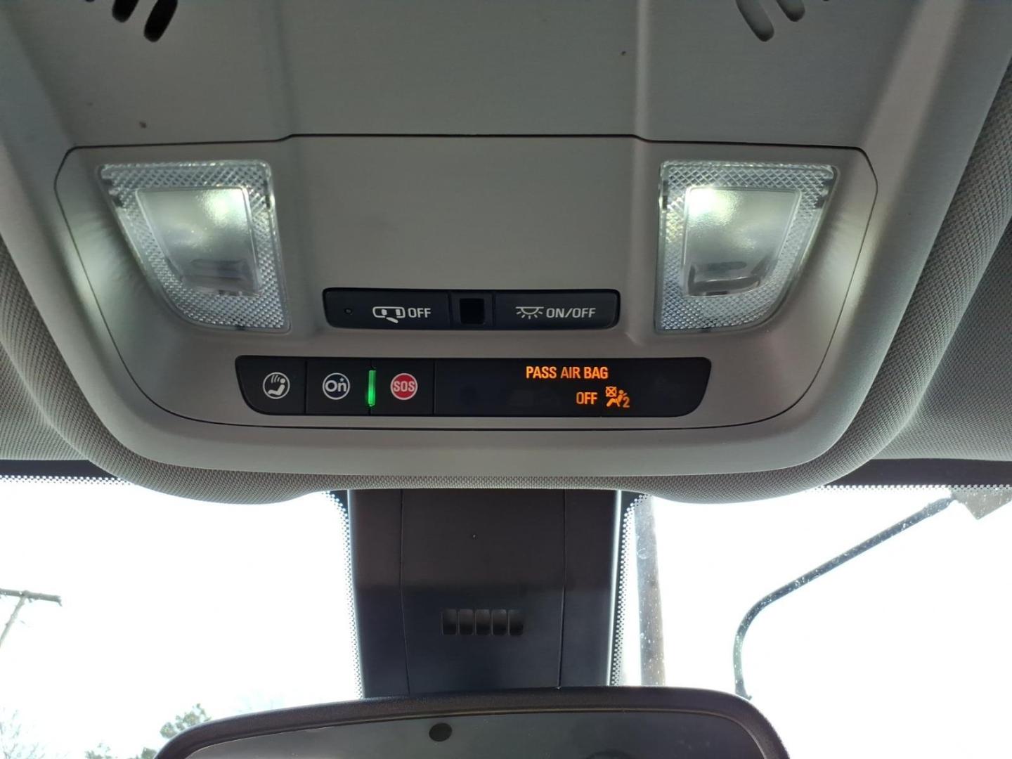 2022 Ebony Twilight Metallic GMC Terrain SLE (3GKALTEV7NL) with an 1.5L 1.5L Turbo I4 170hp 203ft. lbs. Direct Injection engine, 9-Speed Shiftable Automatic transmission, located at 5505 N. Summit St., Toledo, OH, 43611, (419) 729-2688, 41.654953, -83.530014 - Photo#13