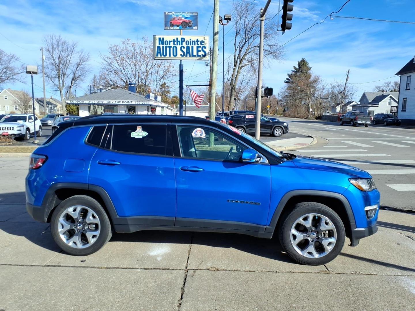 2018 Laser Blue Pearl Coat Jeep Compass Limited (3C4NJDCB7JT) with an 2.4L Tigershark 2.4L I4 180hp 175ft. lbs. Sequential Multiport Fuel Injection engine, 9-Speed Shiftable Automatic transmission, located at 5505 N. Summit St., Toledo, OH, 43611, (419) 729-2688, 41.654953, -83.530014 - Photo#0