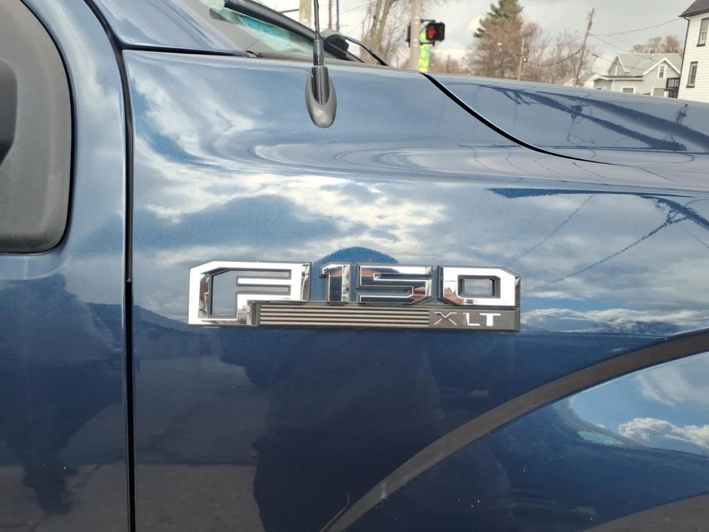 2016 Blue Jeans Metallic Ford F-150 XLT (1FTEW1EF1GF) with an 5.0L 5.0L Flex Fuel V8 385hp 387ft. lbs. Sequential Multiport Fuel Injection engine, 6-Speed Shiftable Automatic transmission, located at 5505 N. Summit St., Toledo, OH, 43611, (419) 729-2688, 41.654953, -83.530014 - Photo#23